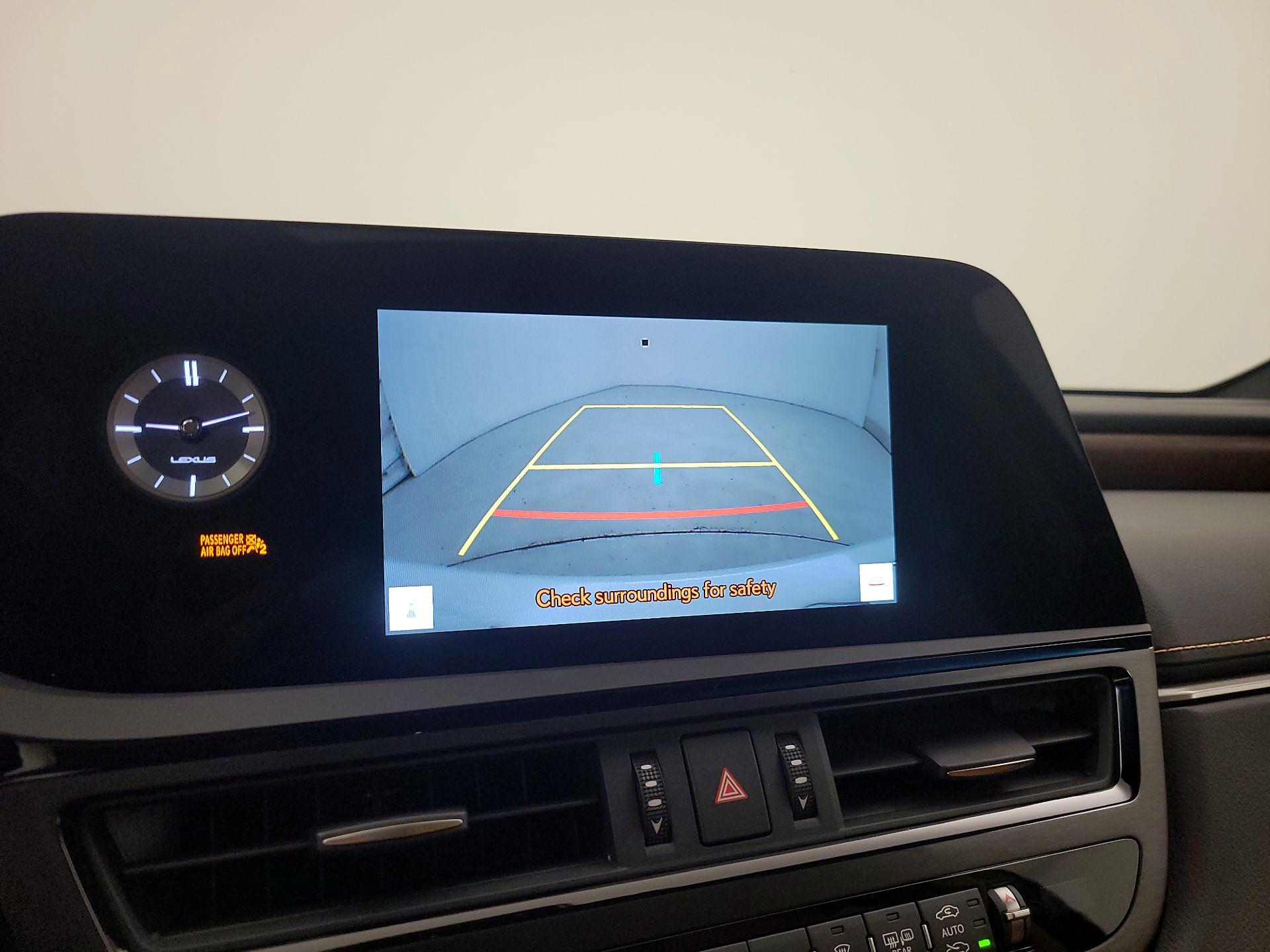 Thumbnail: 2025 Lexus ES - 13