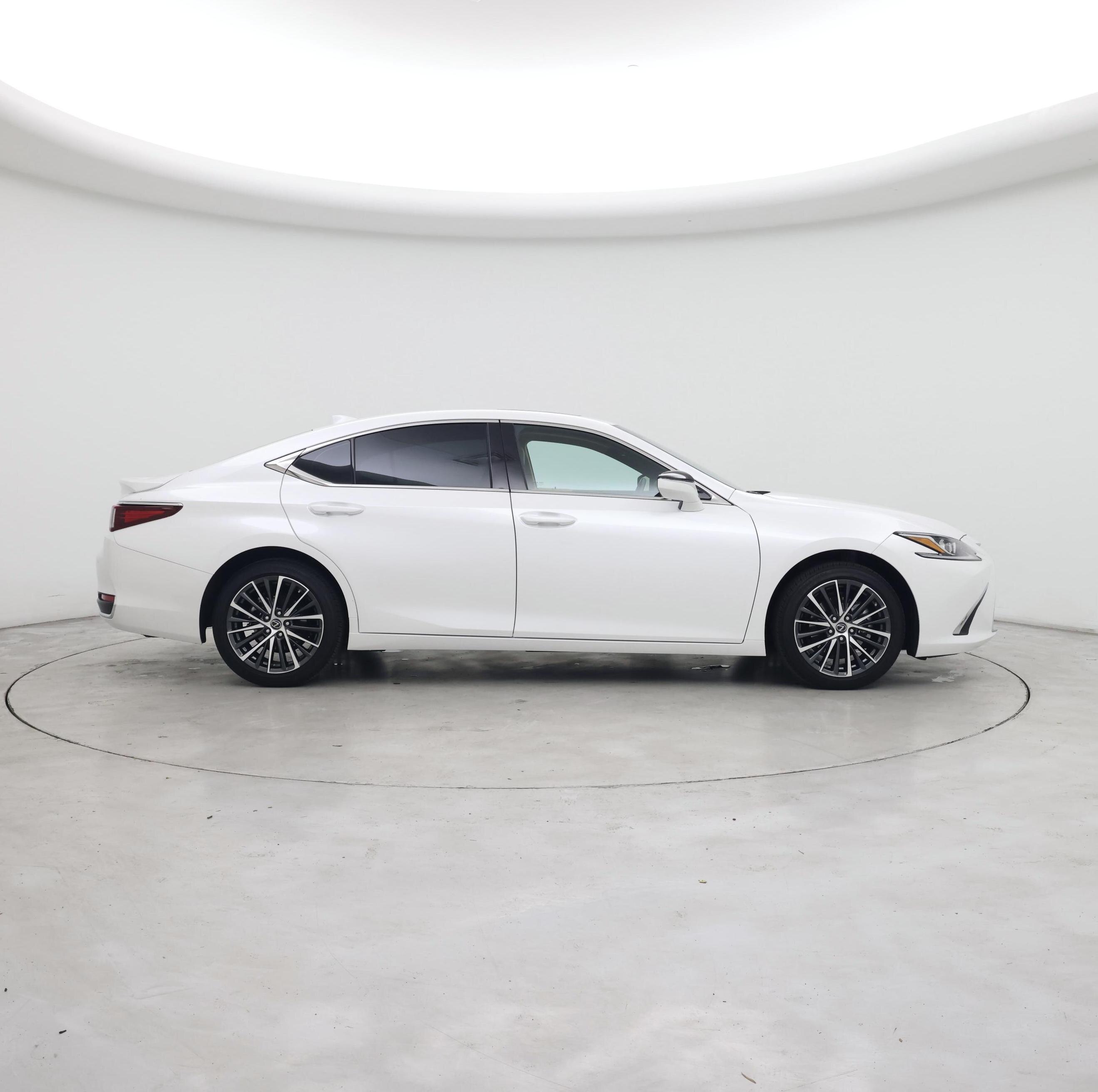 Thumbnail: 2025 Lexus ES - 7