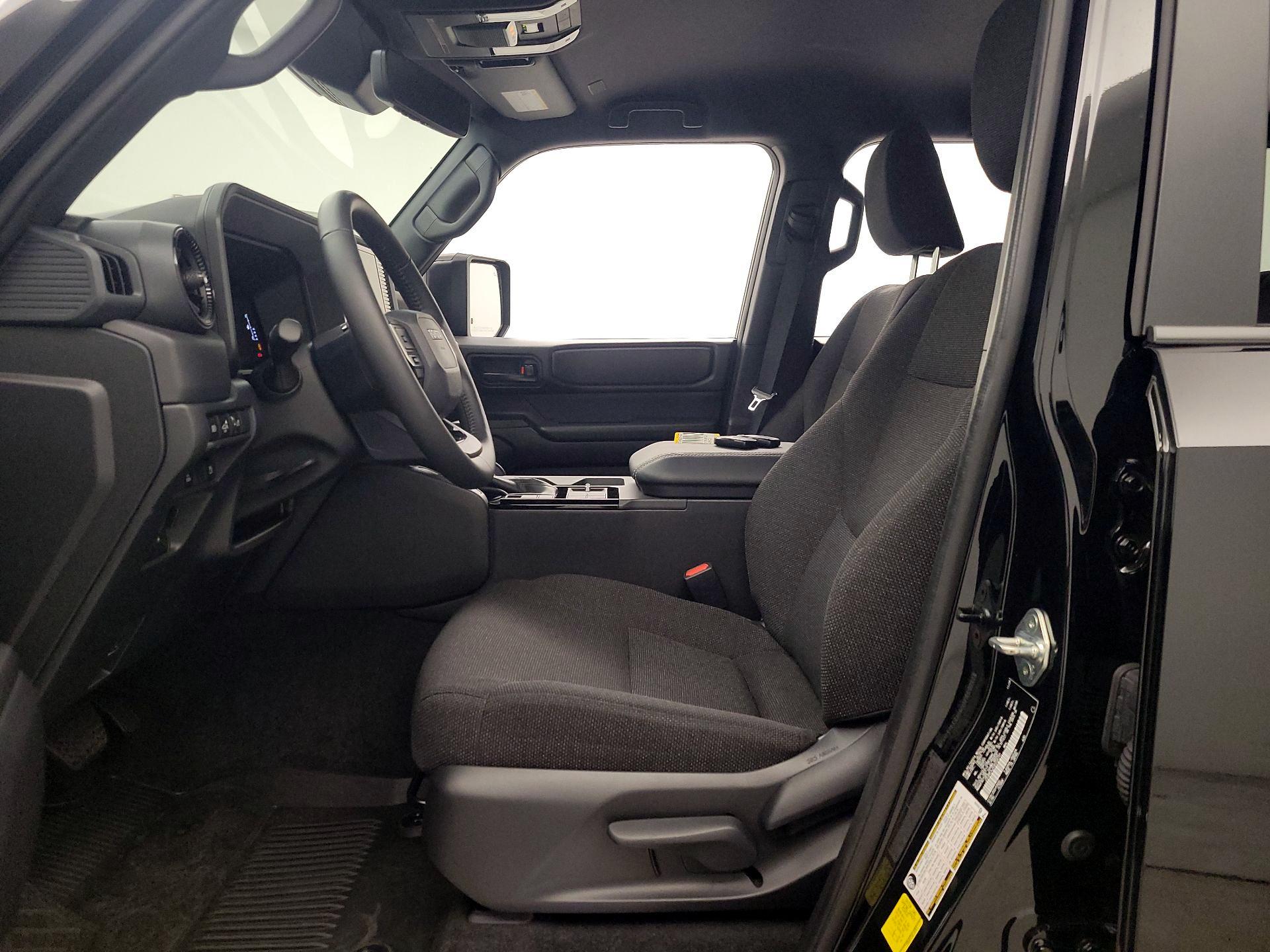 Thumbnail: 2025 Toyota Land Cruiser - 11