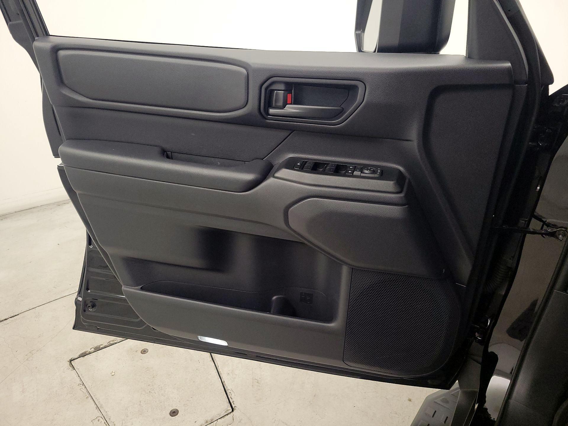 Thumbnail: 2025 Toyota Land Cruiser - 12