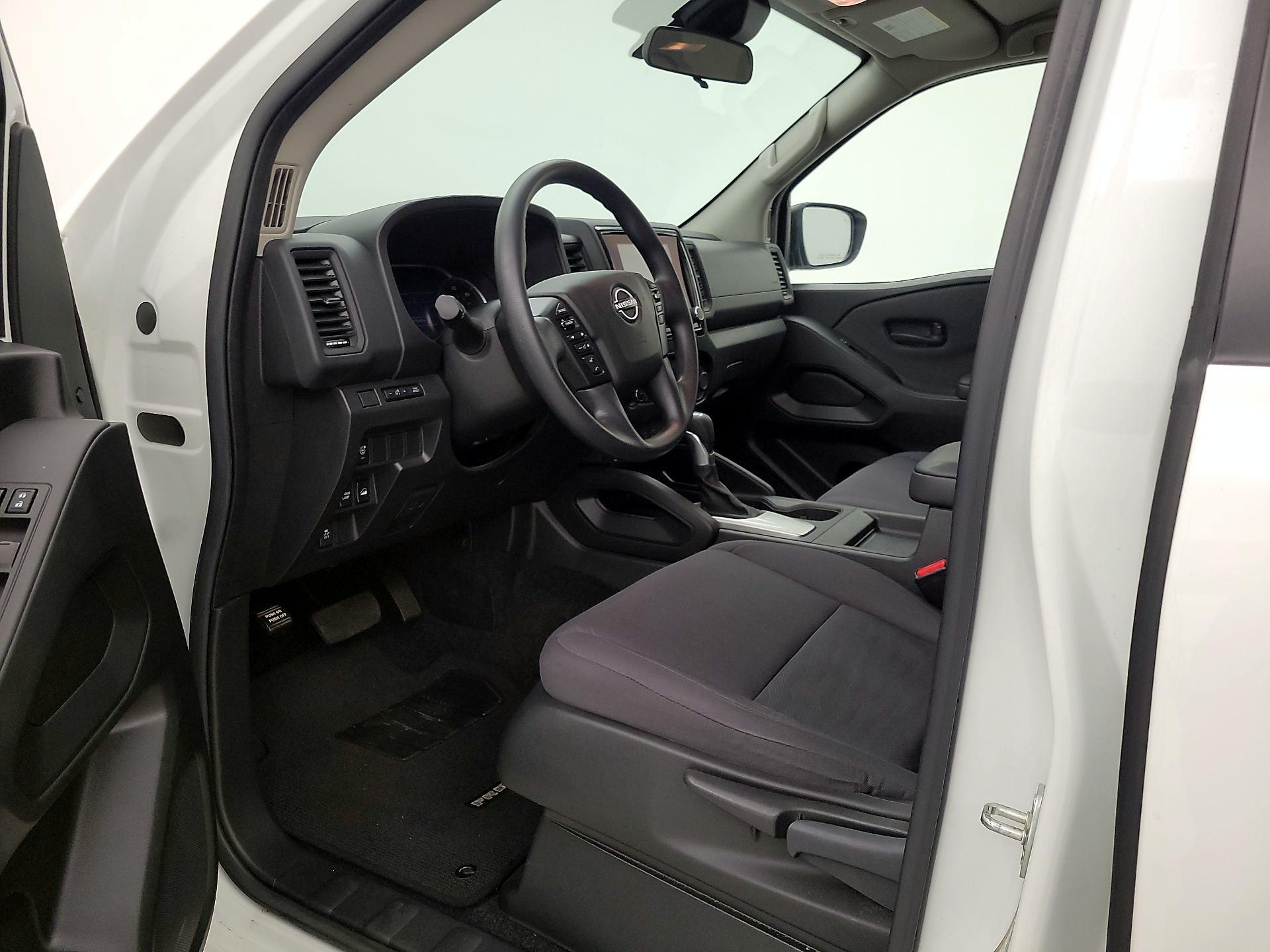 Thumbnail: 2024 Nissan Frontier - 11