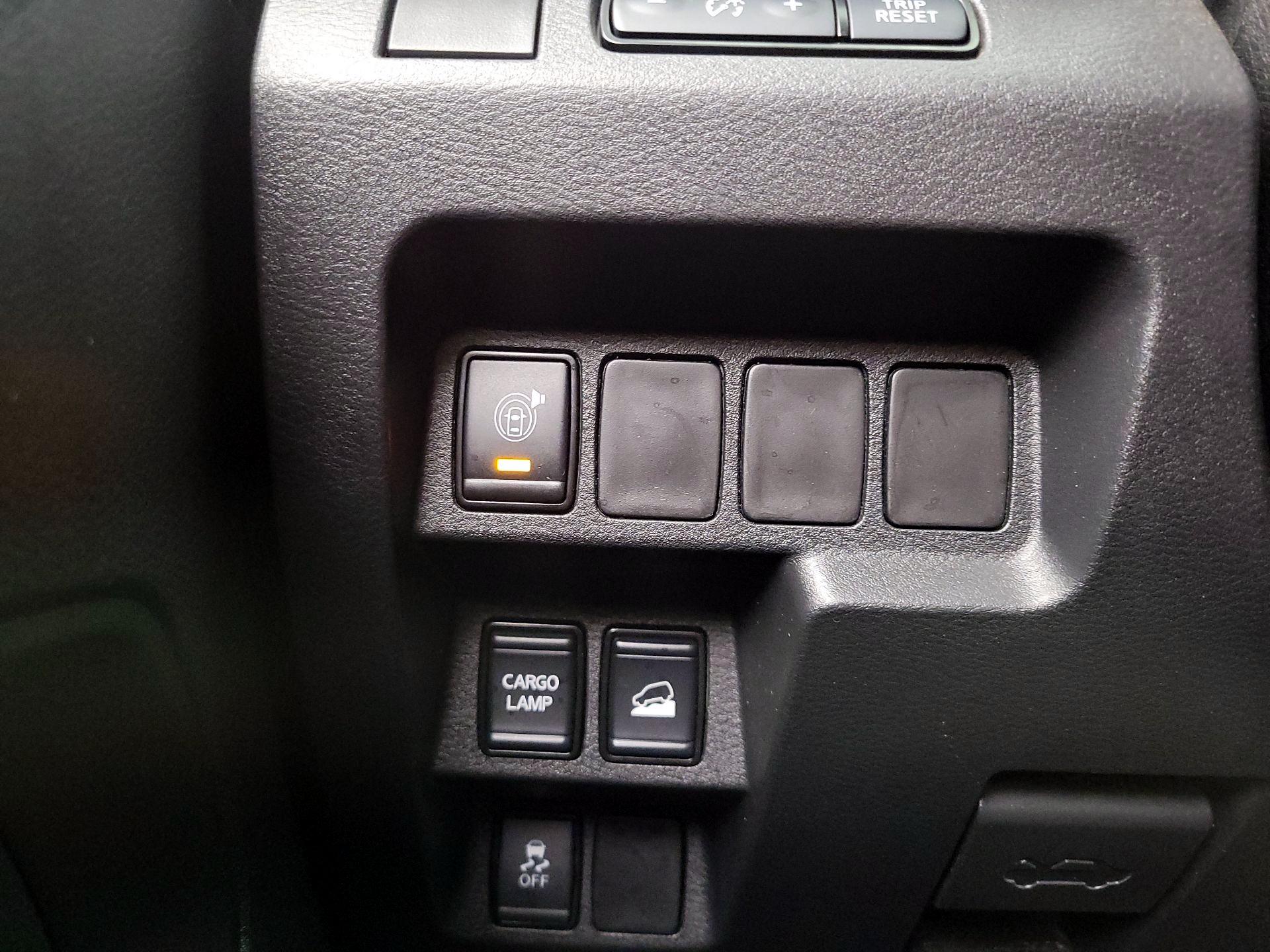 Thumbnail: 2024 Nissan Frontier - 13