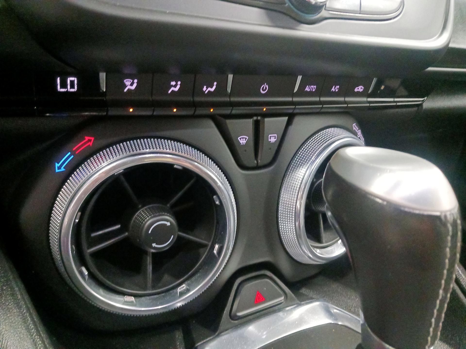 Thumbnail: 2018 Chevrolet Camaro - 15