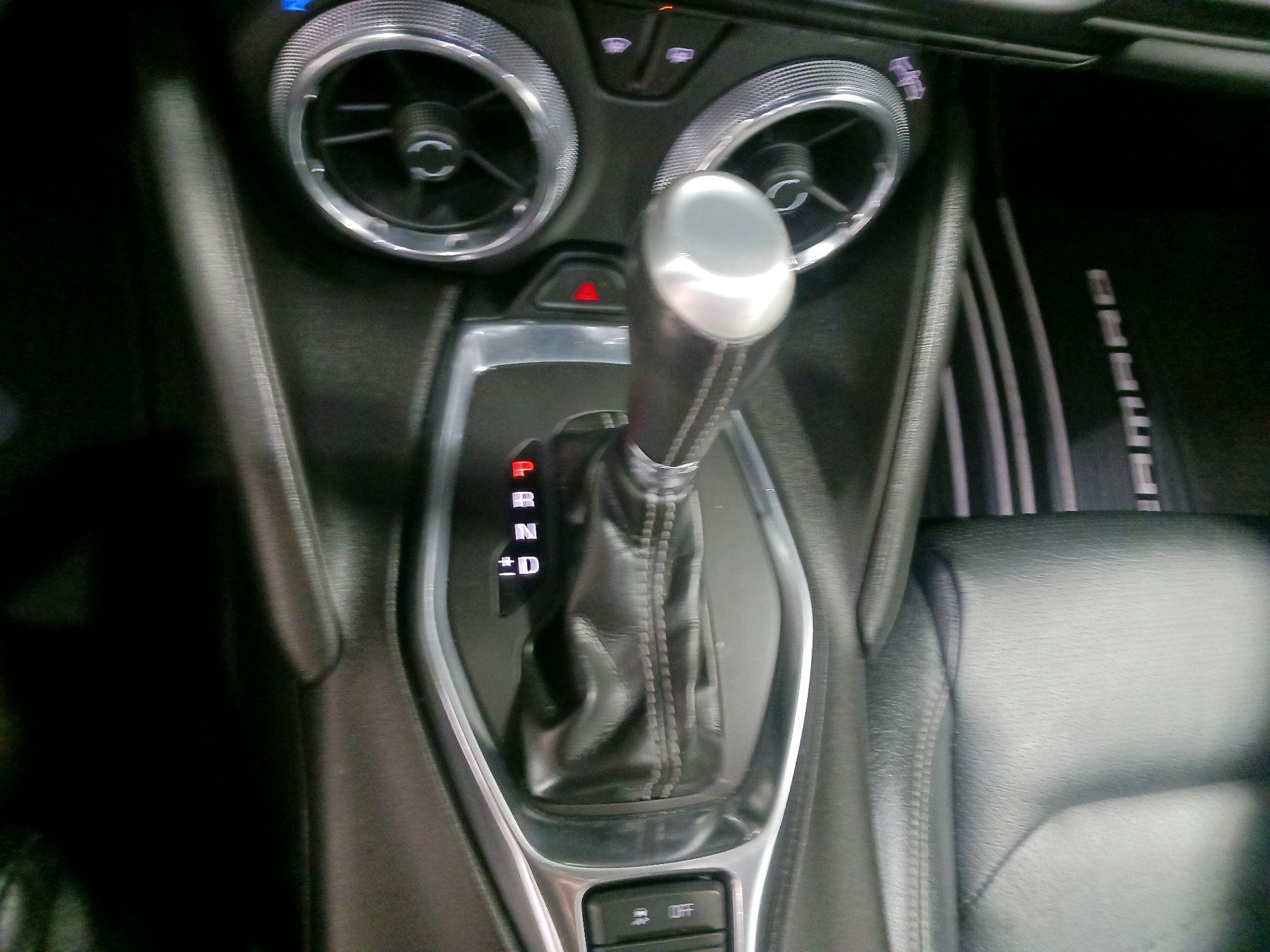 Thumbnail: 2018 Chevrolet Camaro - 16