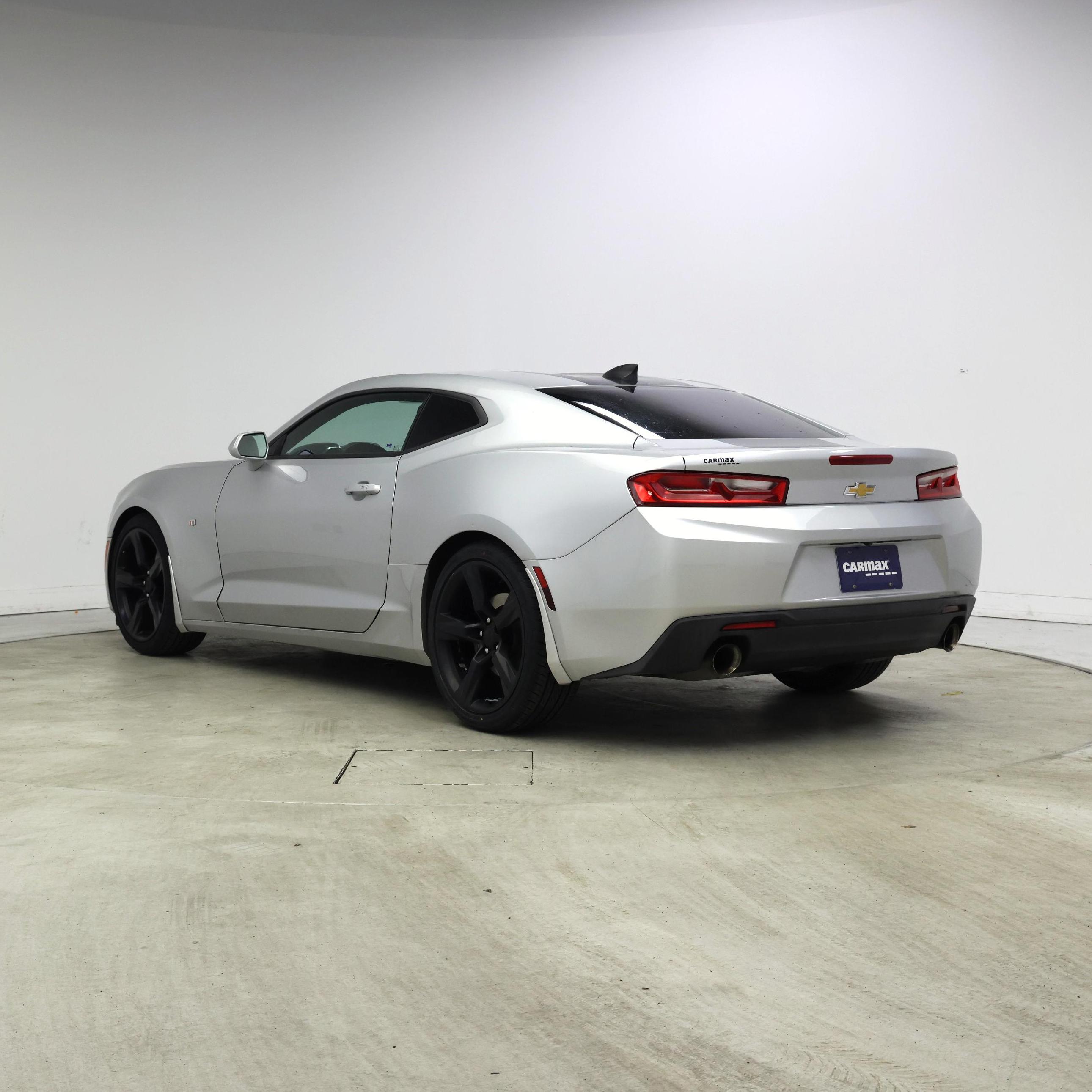 Thumbnail: 2018 Chevrolet Camaro - 2