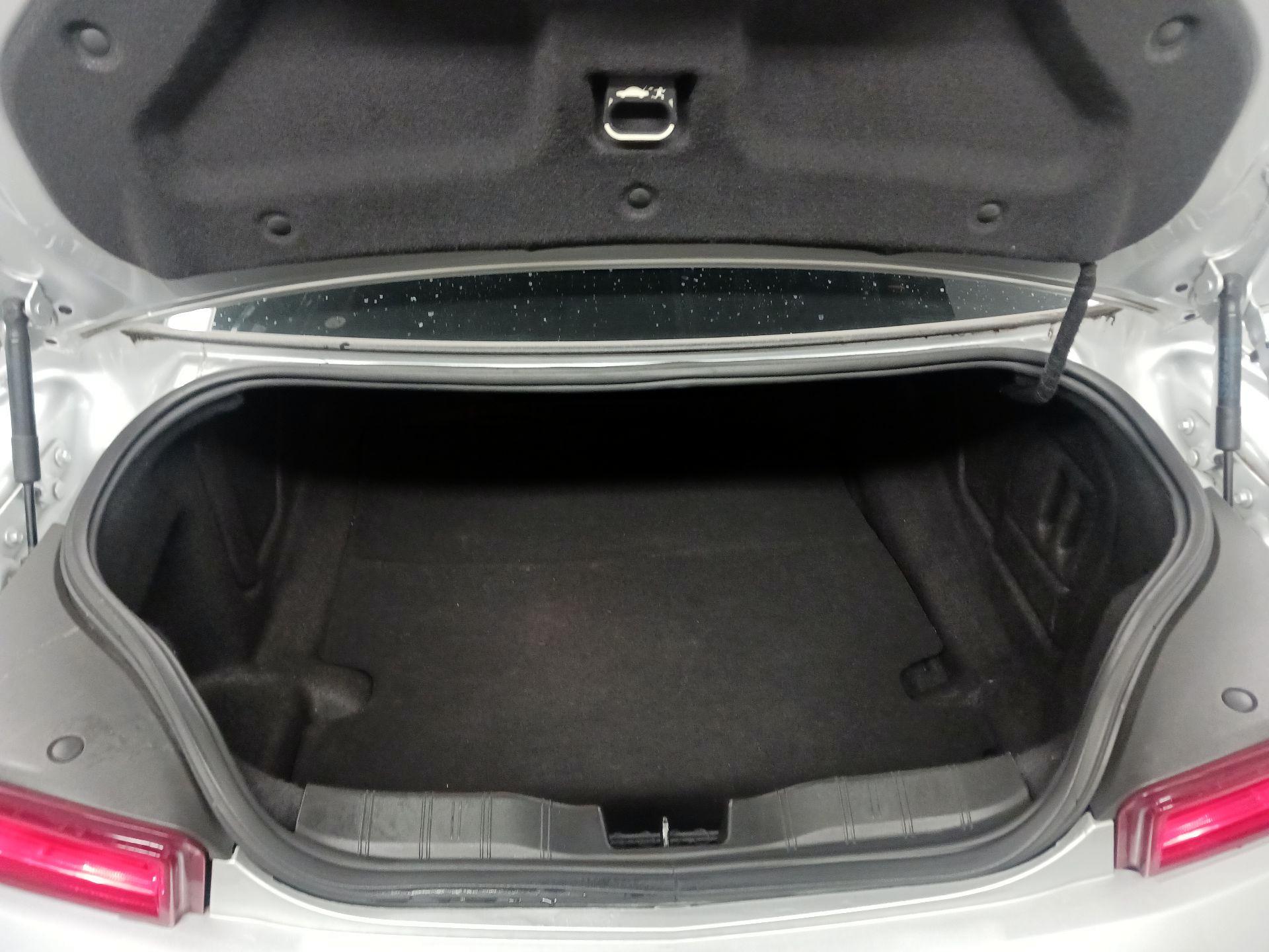 Thumbnail: 2018 Chevrolet Camaro - 19