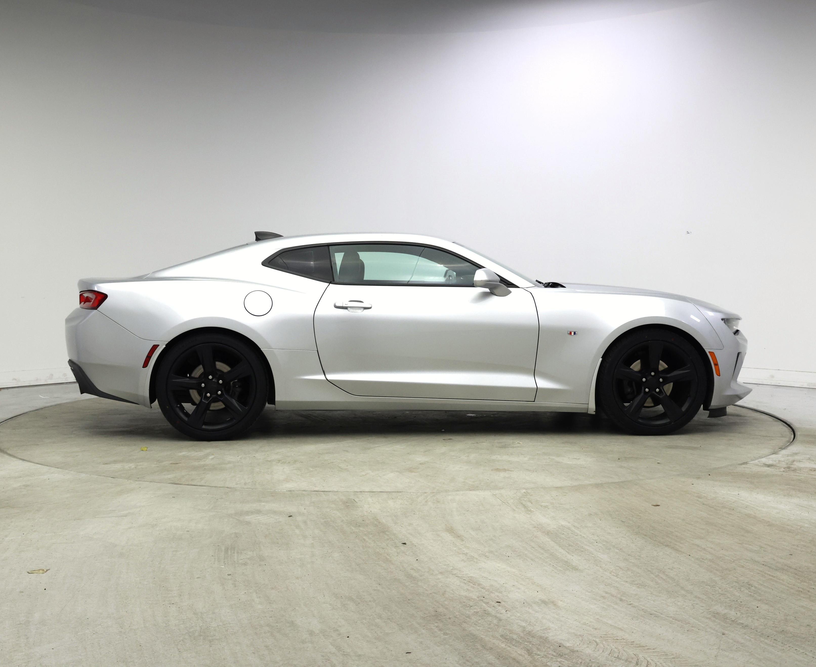 Thumbnail: 2018 Chevrolet Camaro - 7