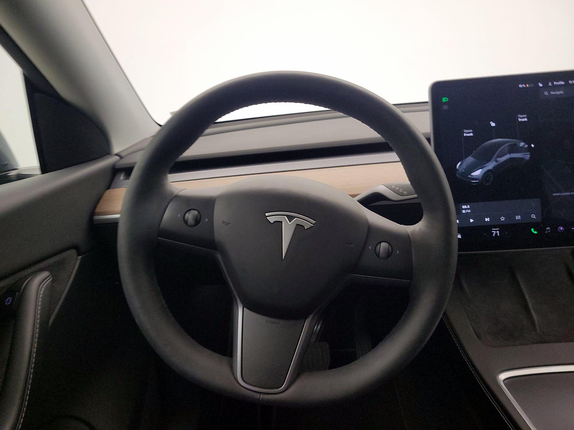 Thumbnail: 2021 Tesla Model Y - 10