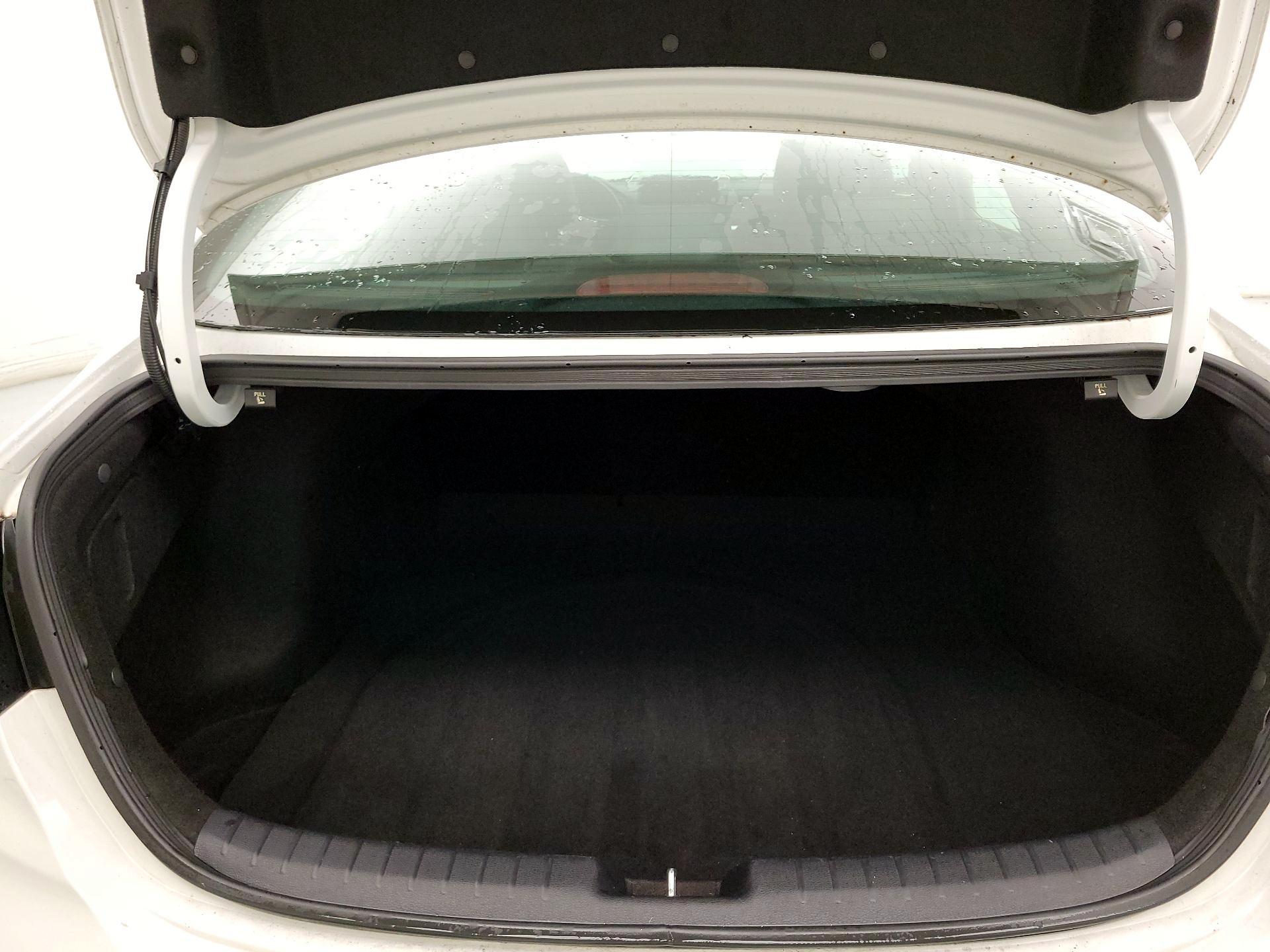 Thumbnail: 2023 Kia Forte - 19