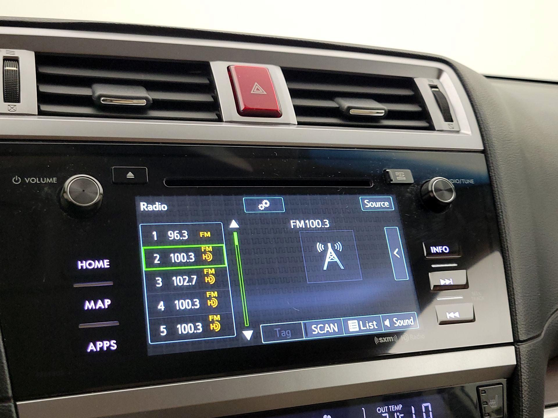 Thumbnail: 2016 Subaru Outback - 16