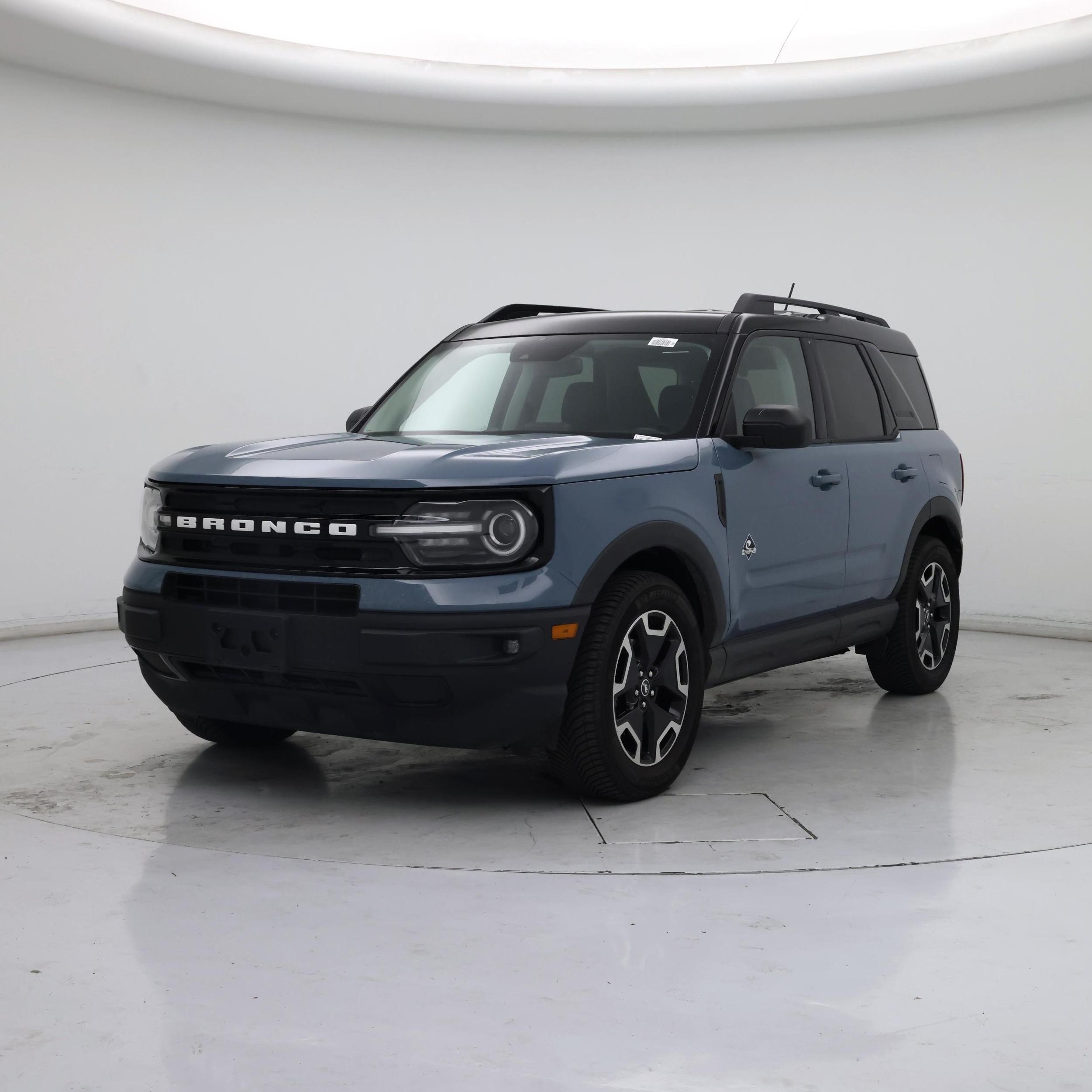 Thumbnail: 2021 Ford Bronco Sport - 4
