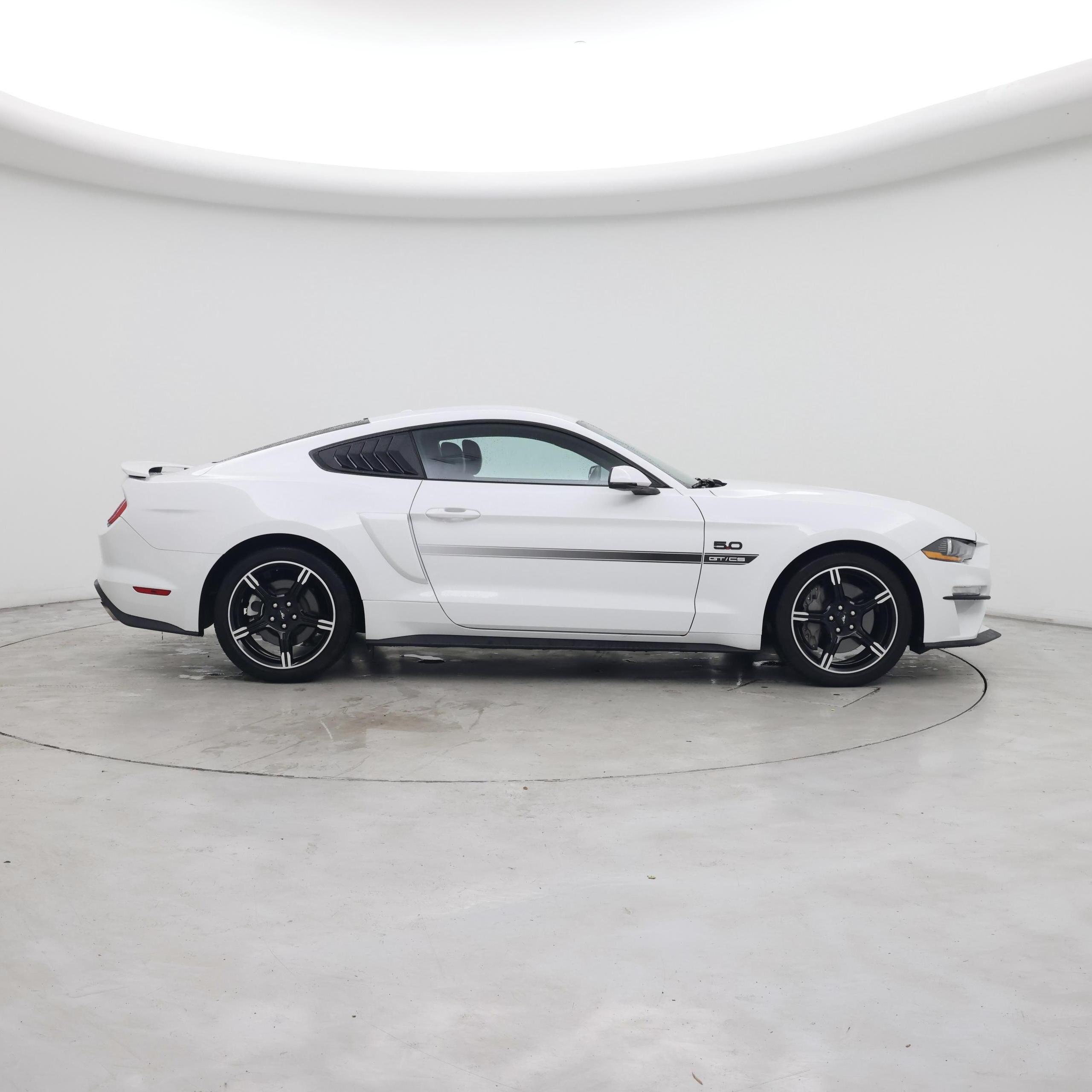 Thumbnail: 2019 Ford Mustang - 7