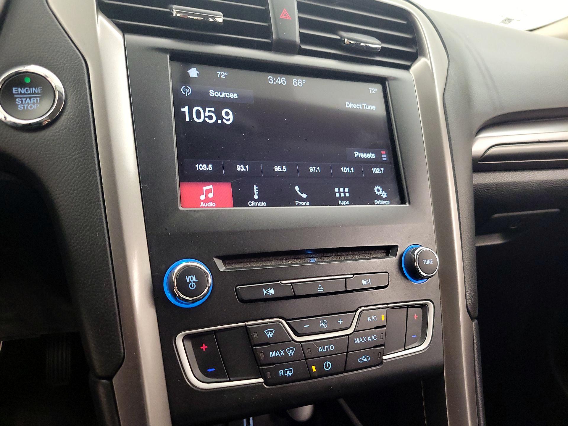 Thumbnail: 2017 Ford Fusion - 15