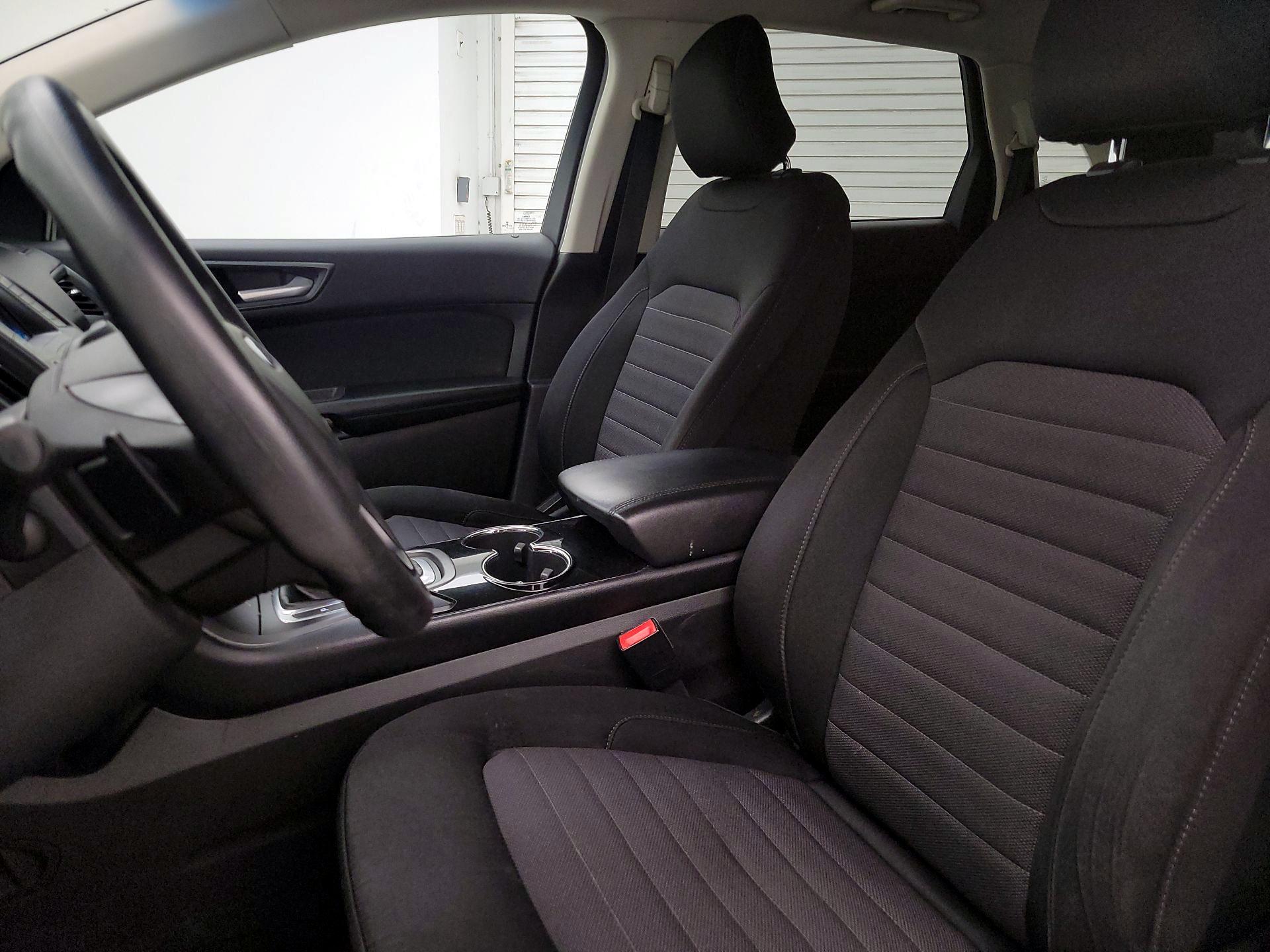 Thumbnail: 2017 Ford Edge - 11