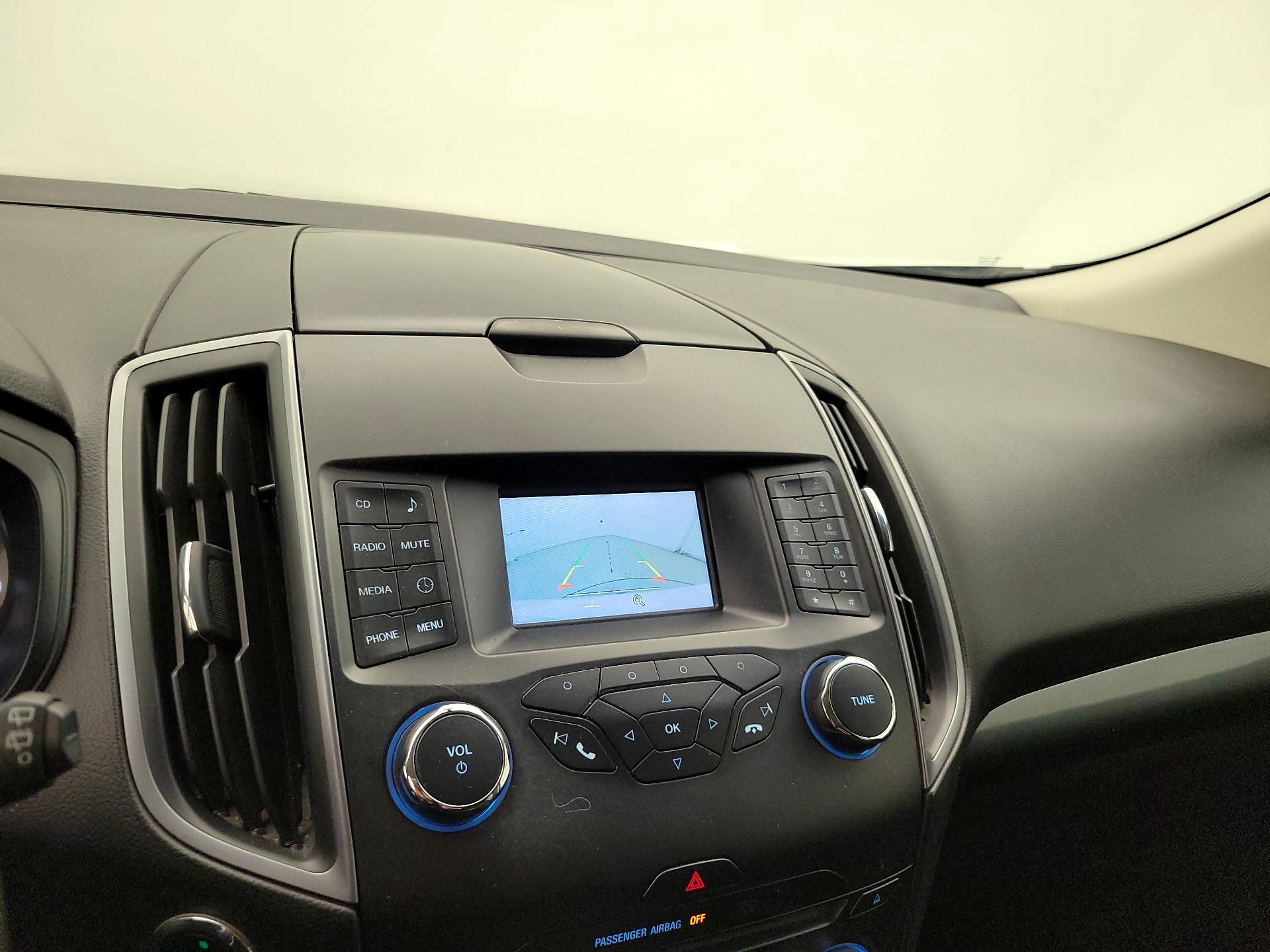 Thumbnail: 2017 Ford Edge - 14