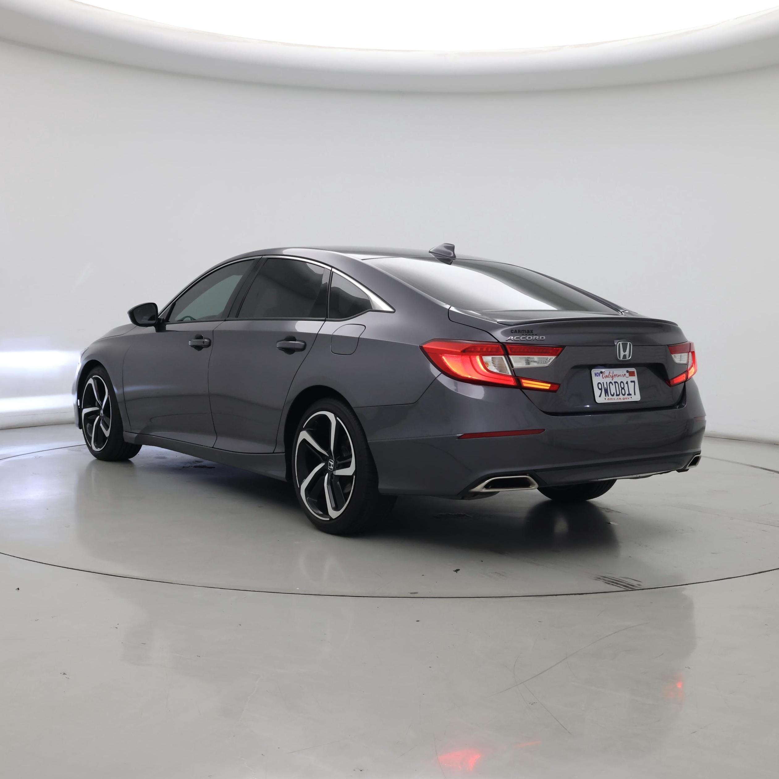 Thumbnail: 2017 Ford Edge - 2