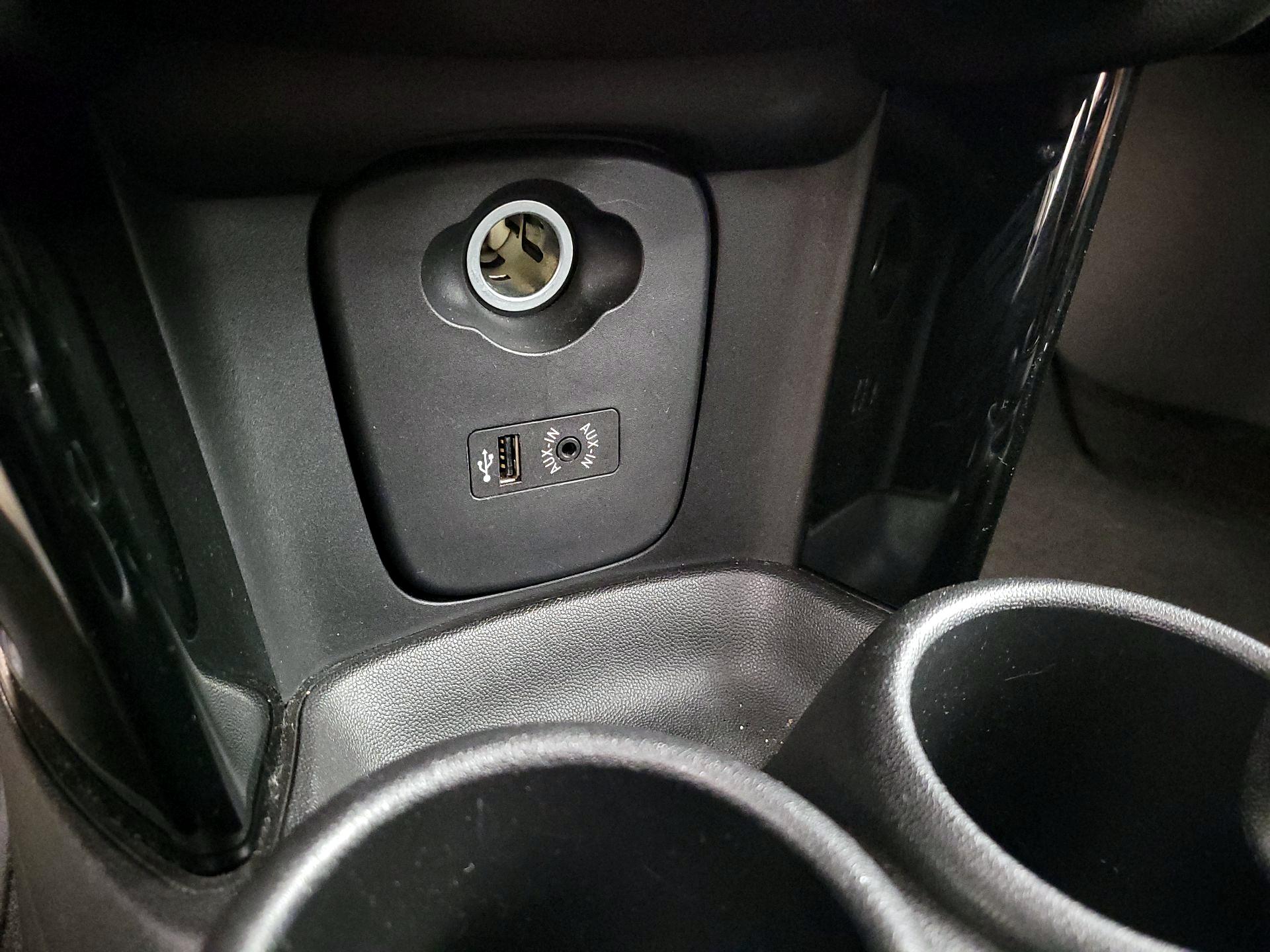 Thumbnail: 2017 MINI Cooper Hardtop - 17