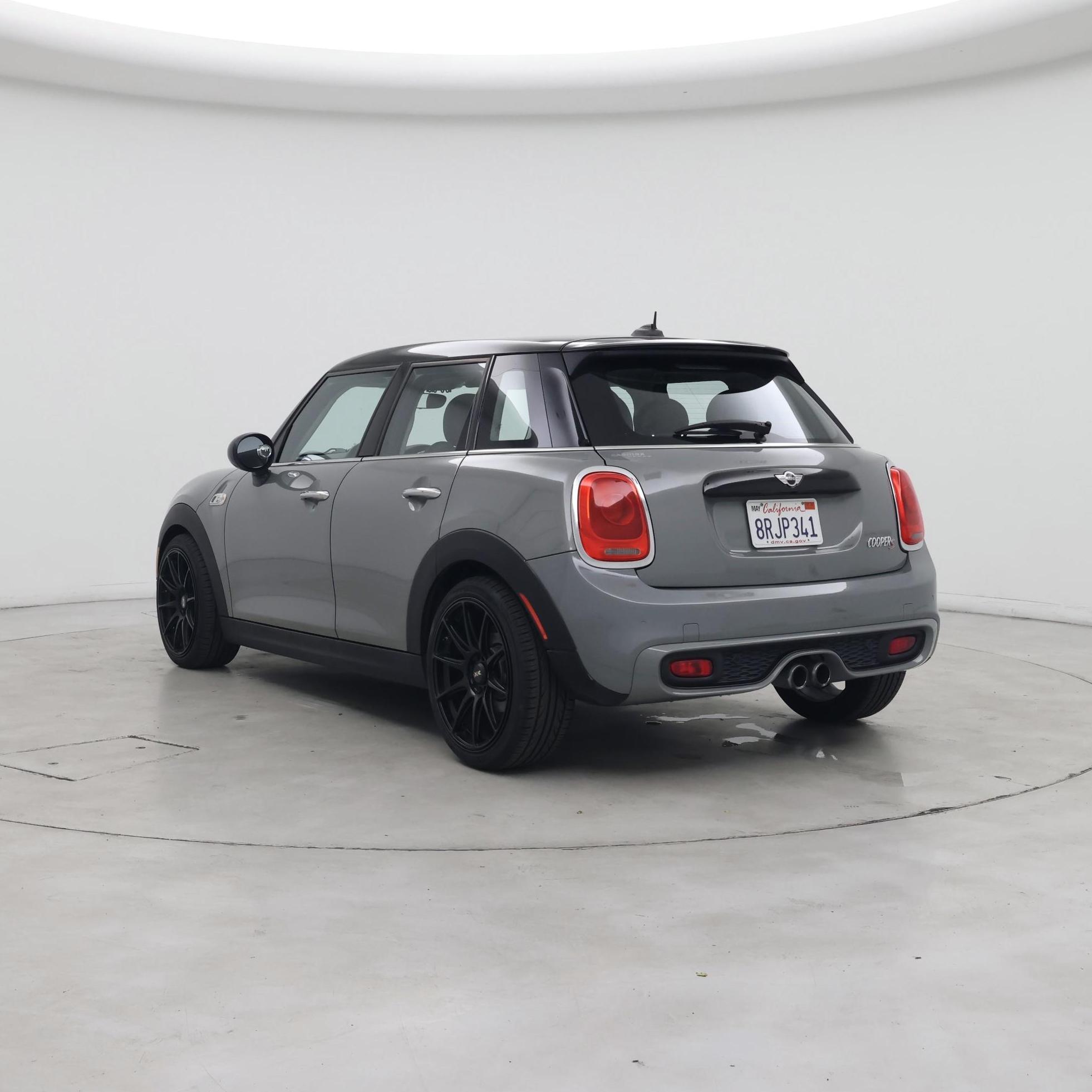 Thumbnail: 2017 MINI Cooper Hardtop - 2