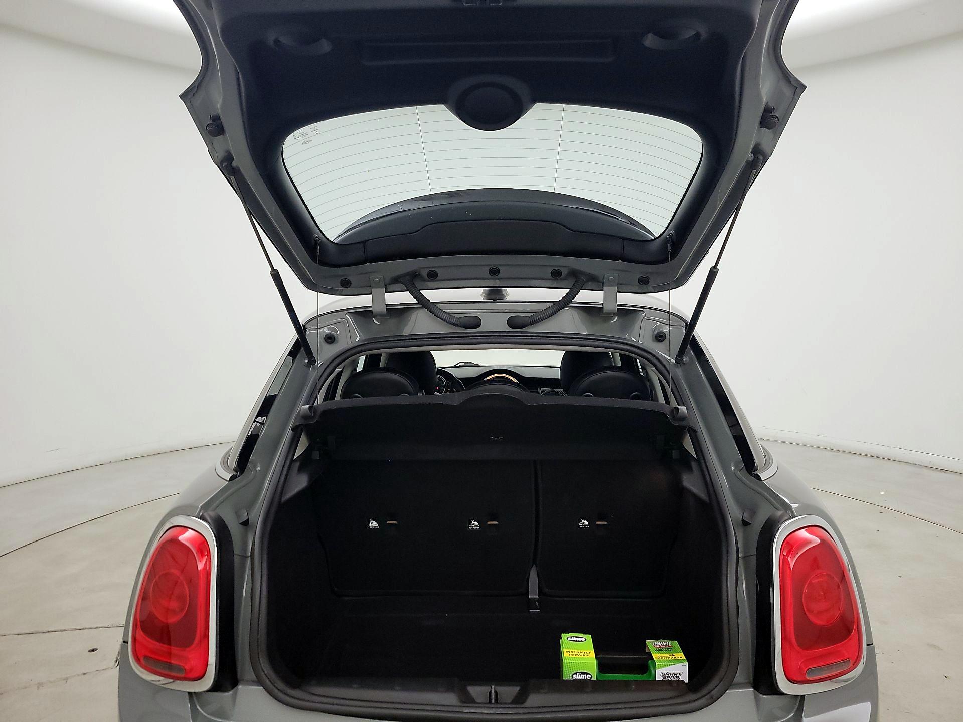 Thumbnail: 2017 MINI Cooper Hardtop - 19