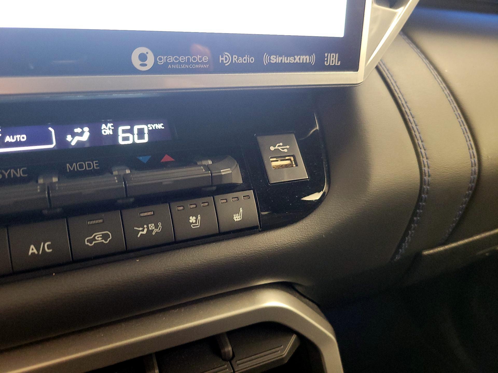 Thumbnail: 2024 Toyota Sequoia - 18