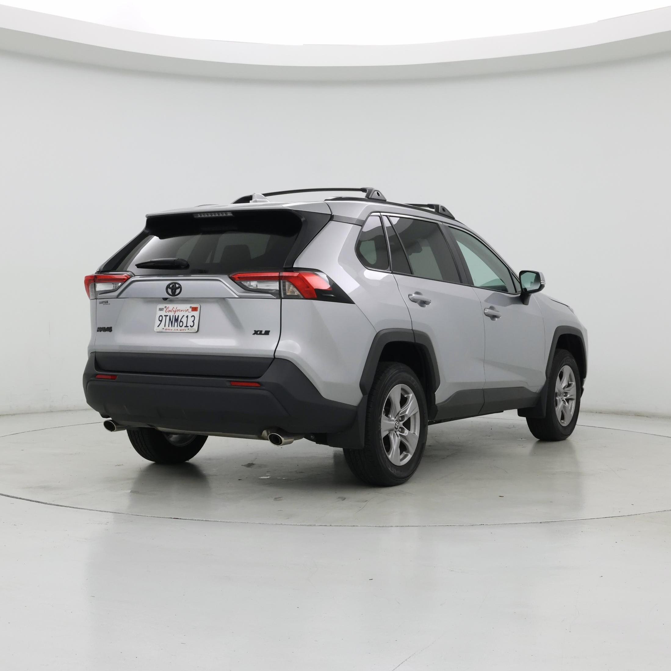 Thumbnail: 2025 Toyota RAV4 - 8