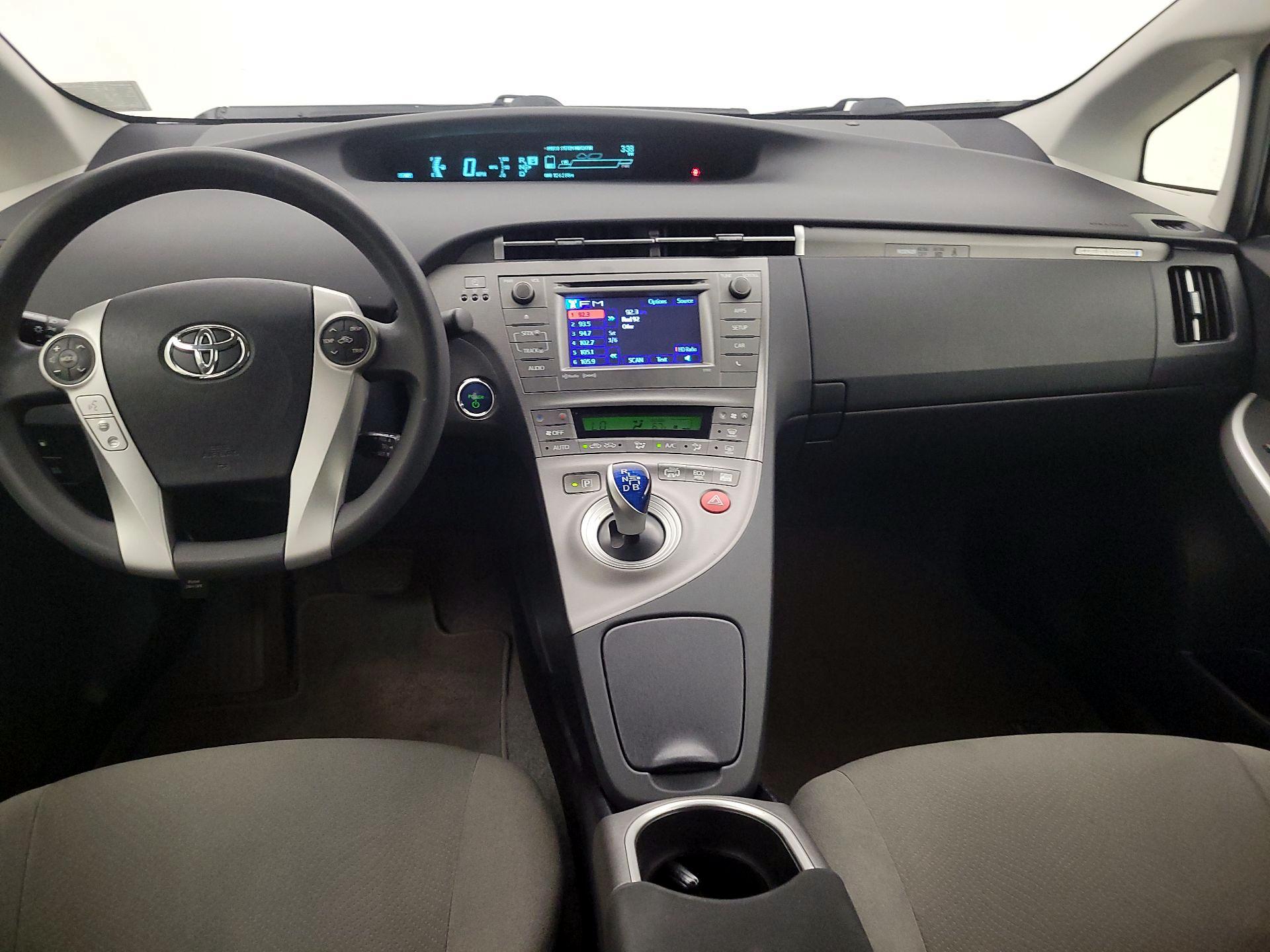 Thumbnail: 2014 Toyota Prius - 9