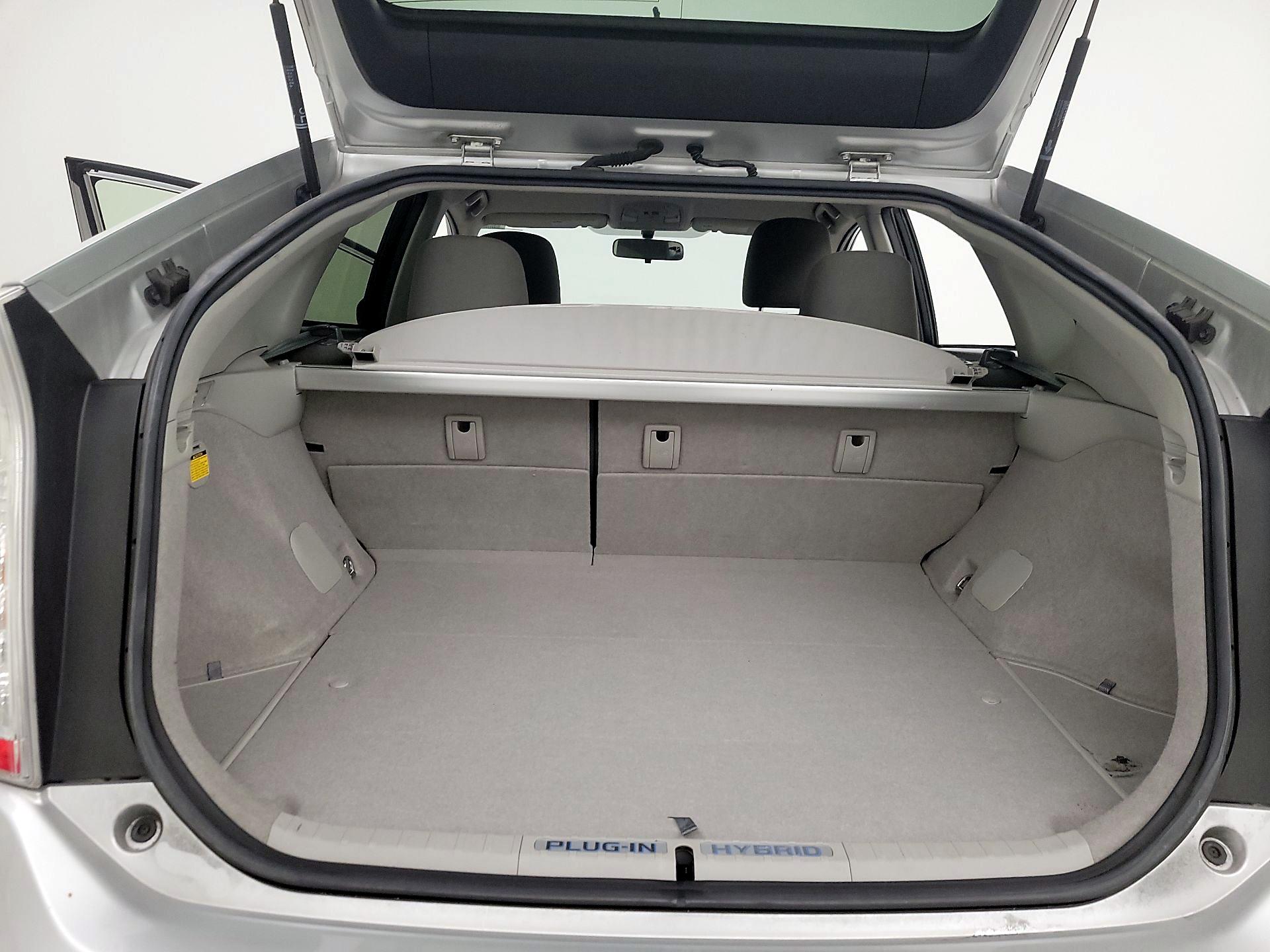 Thumbnail: 2014 Toyota Prius - 20