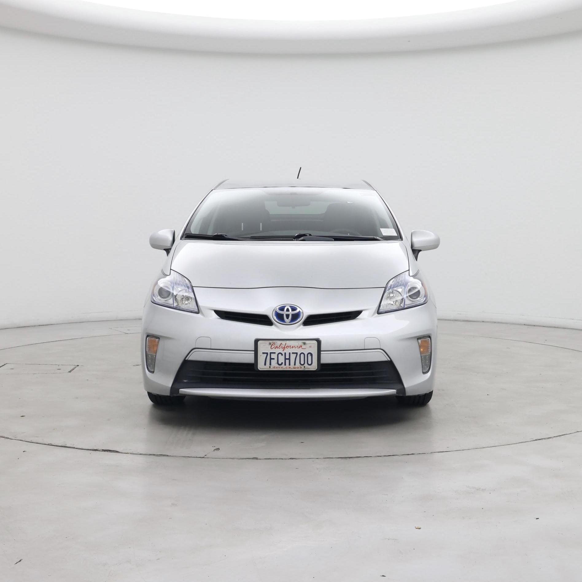 Thumbnail: 2014 Toyota Prius - 5