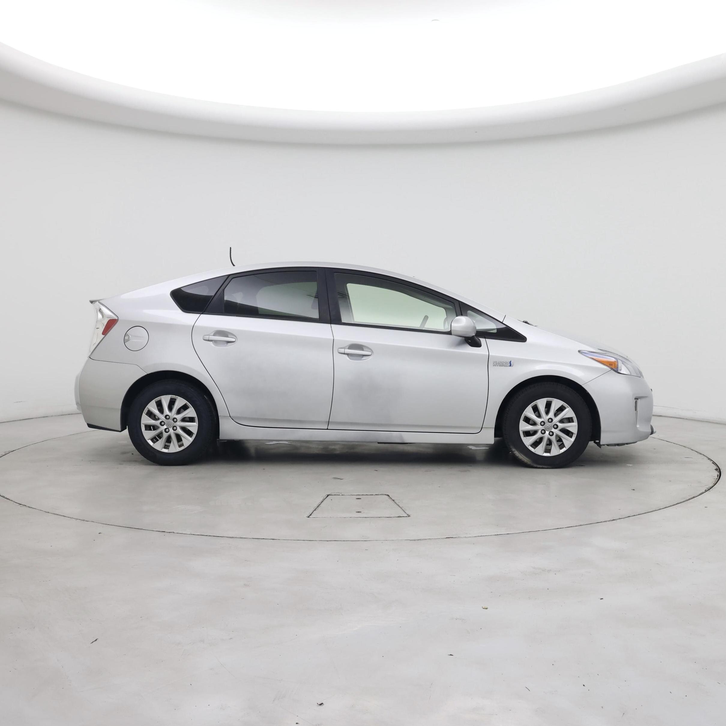 Thumbnail: 2014 Toyota Prius - 7