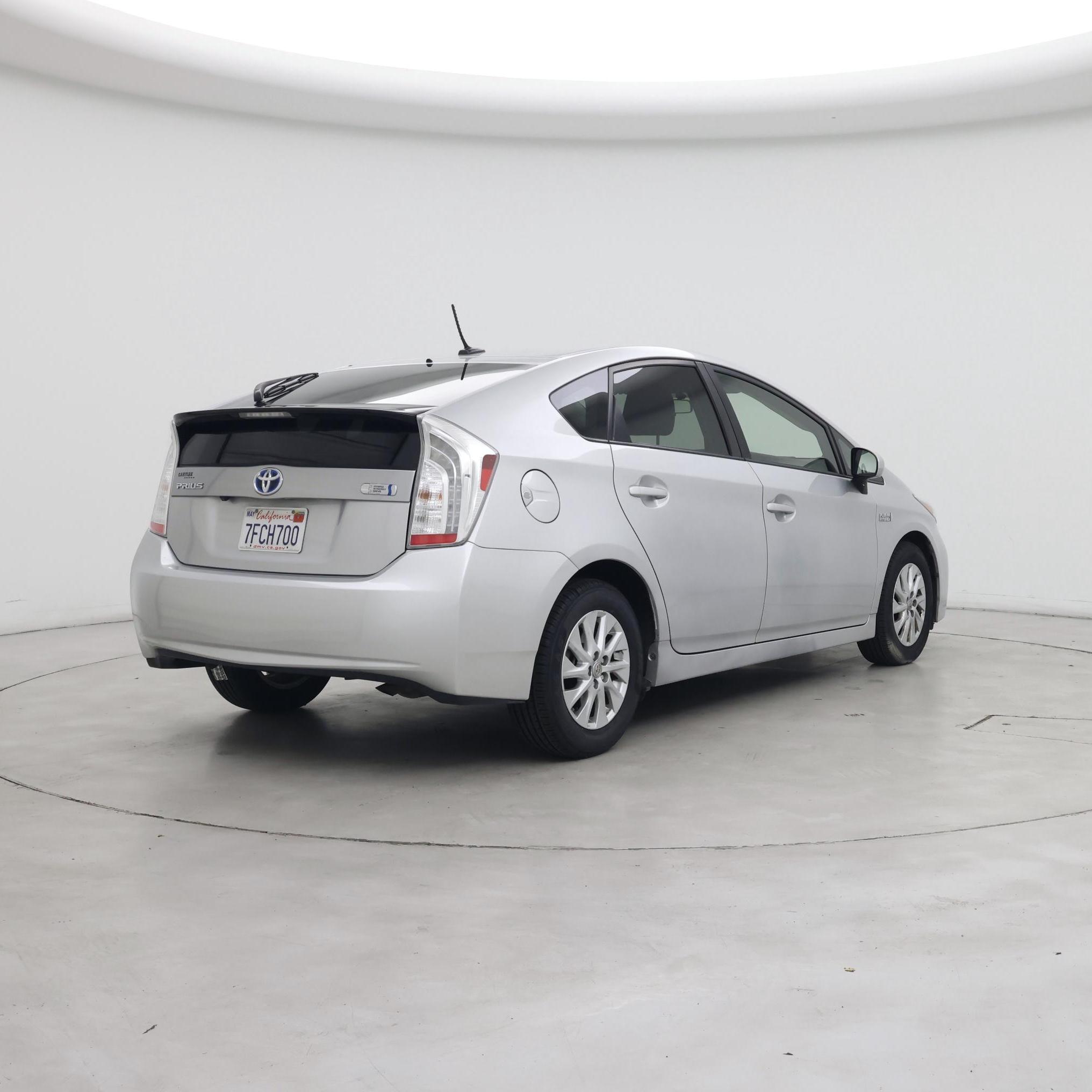 Thumbnail: 2014 Toyota Prius - 8