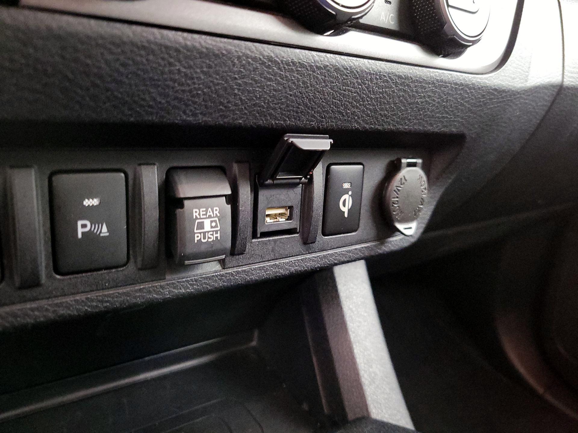 Thumbnail: 2023 Toyota Tacoma - 18