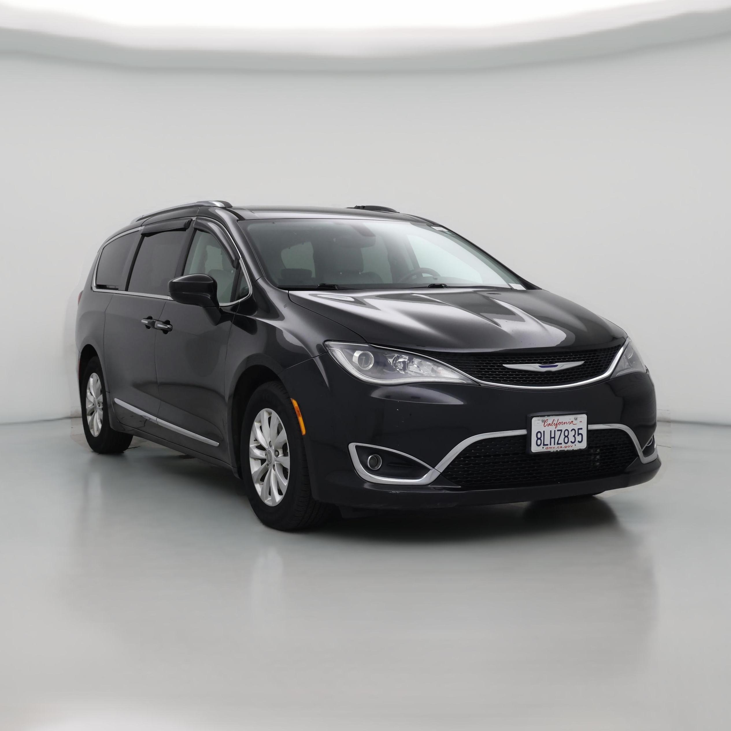 Thumbnail: 2018 Chrysler Pacifica - 1