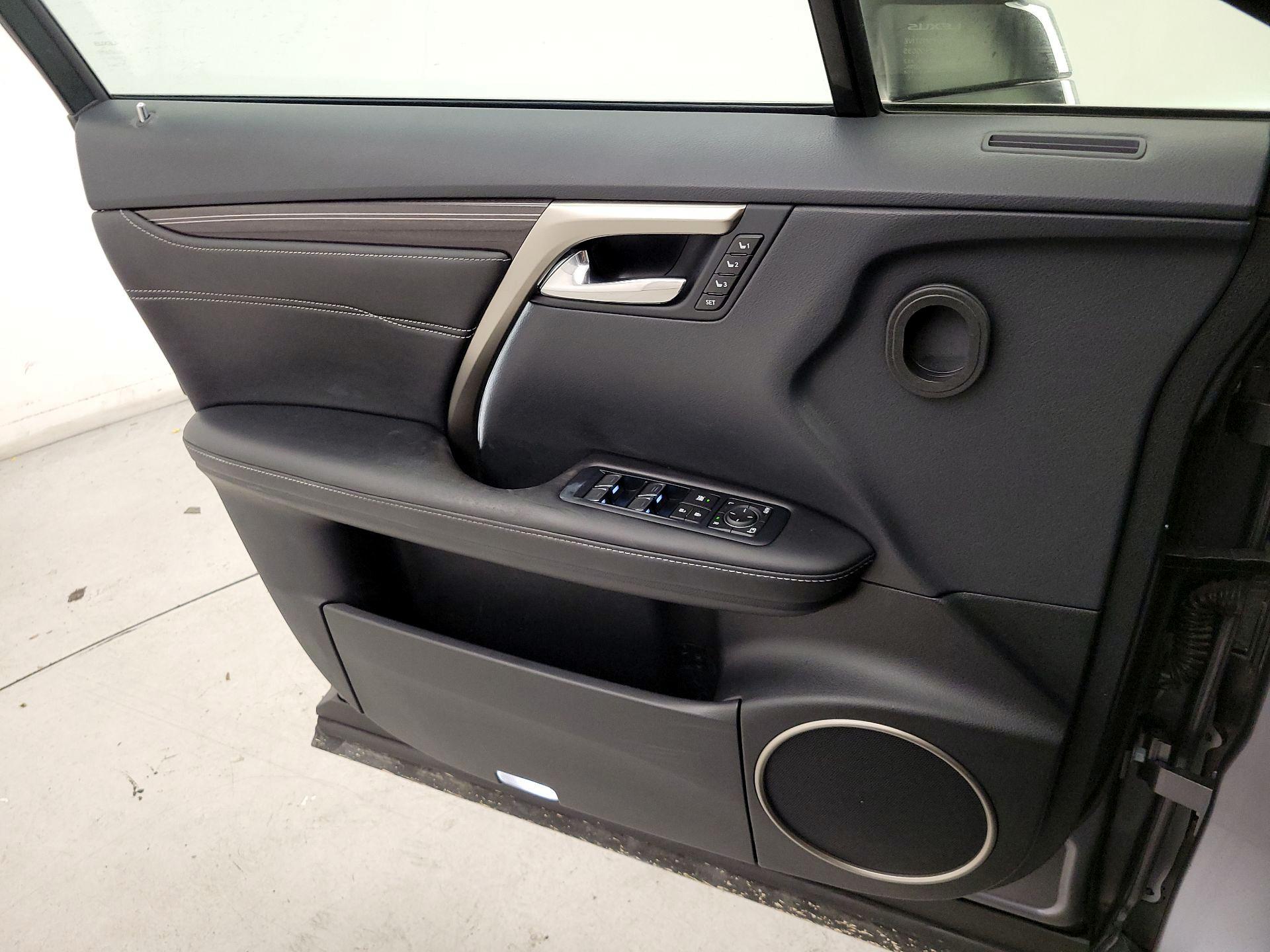 Thumbnail: 2019 Lexus RX - 12