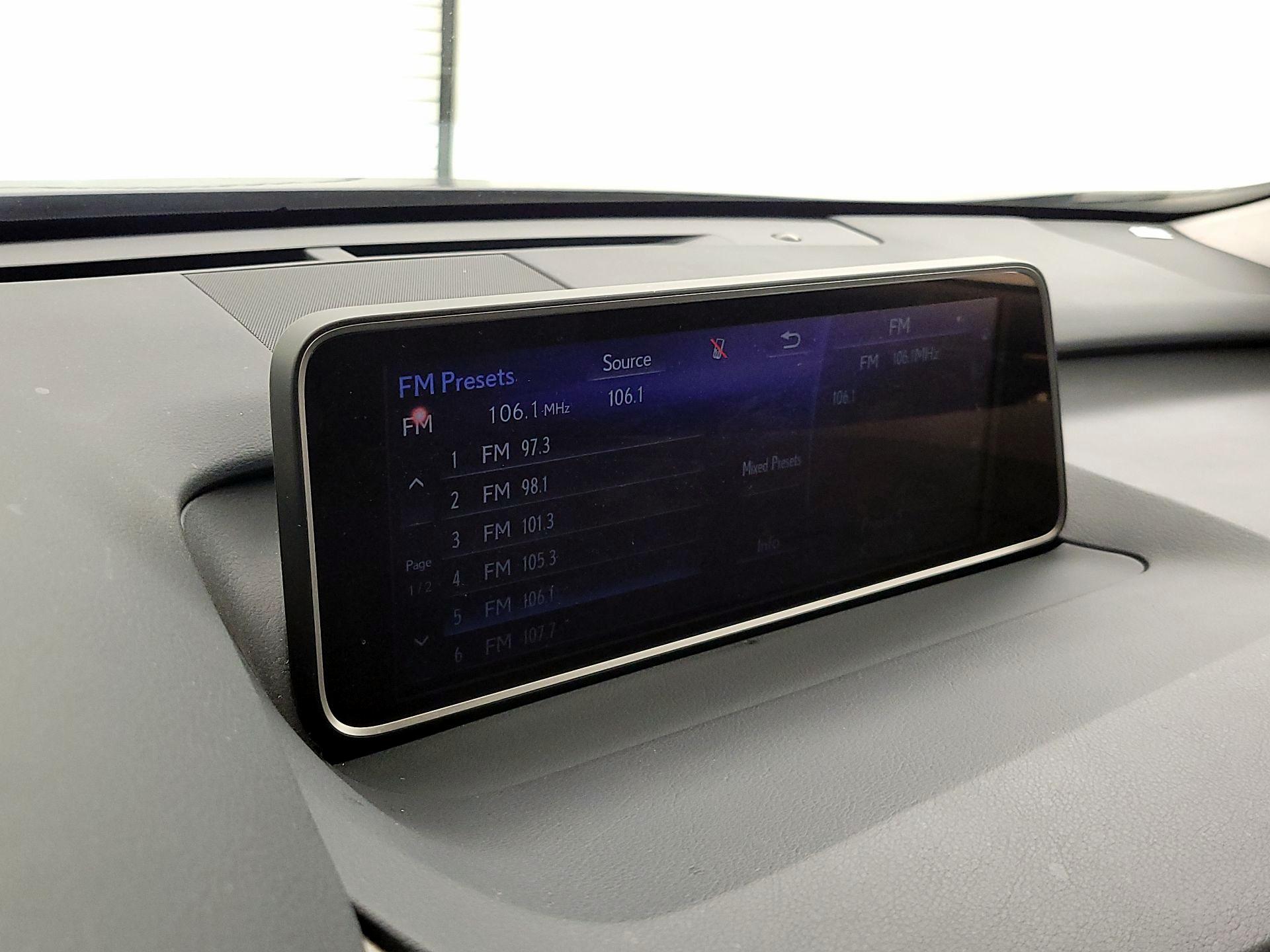 Thumbnail: 2019 Lexus RX - 16