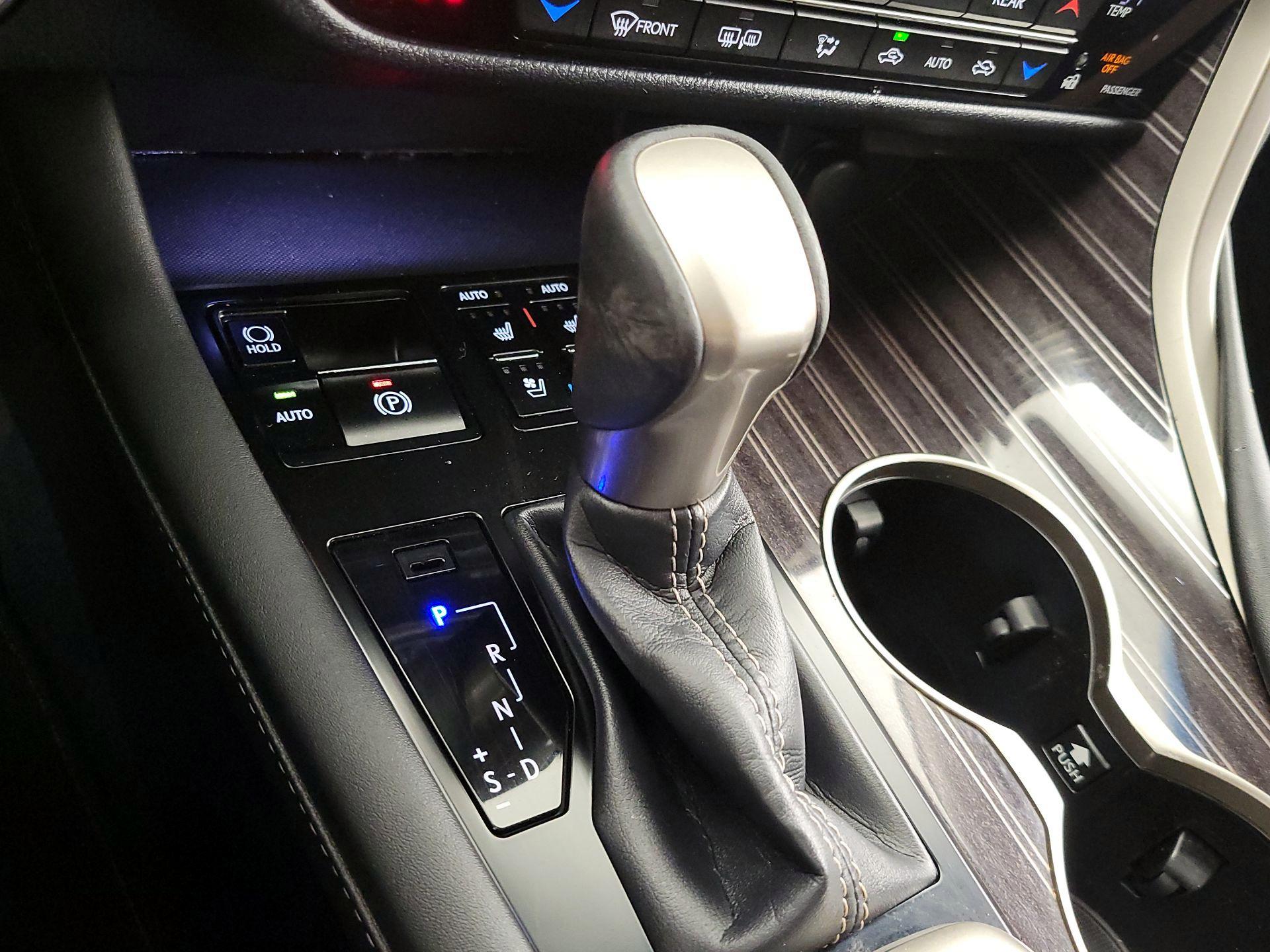 Thumbnail: 2019 Lexus RX - 18