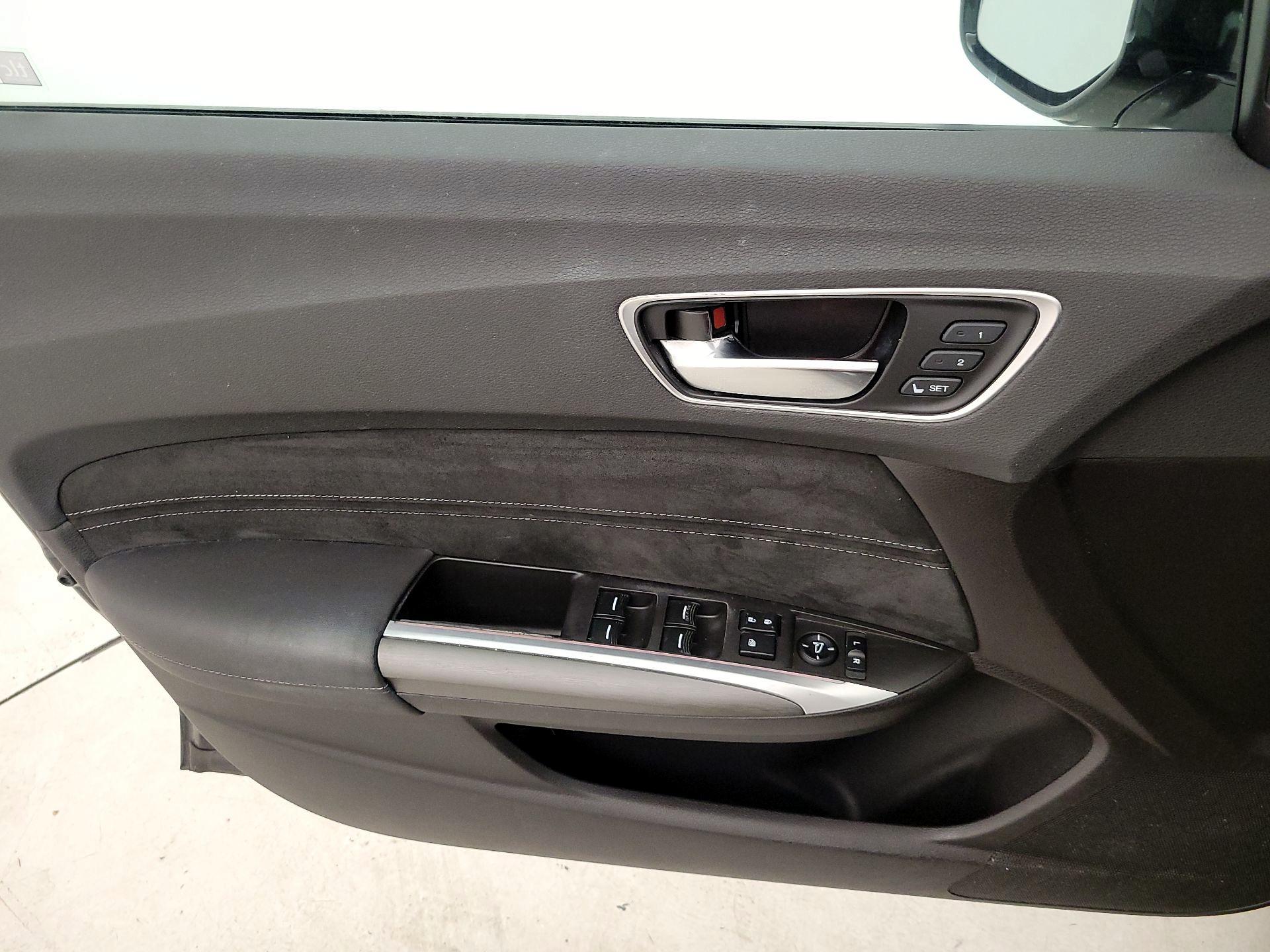 Thumbnail: 2020 Acura TLX - 12