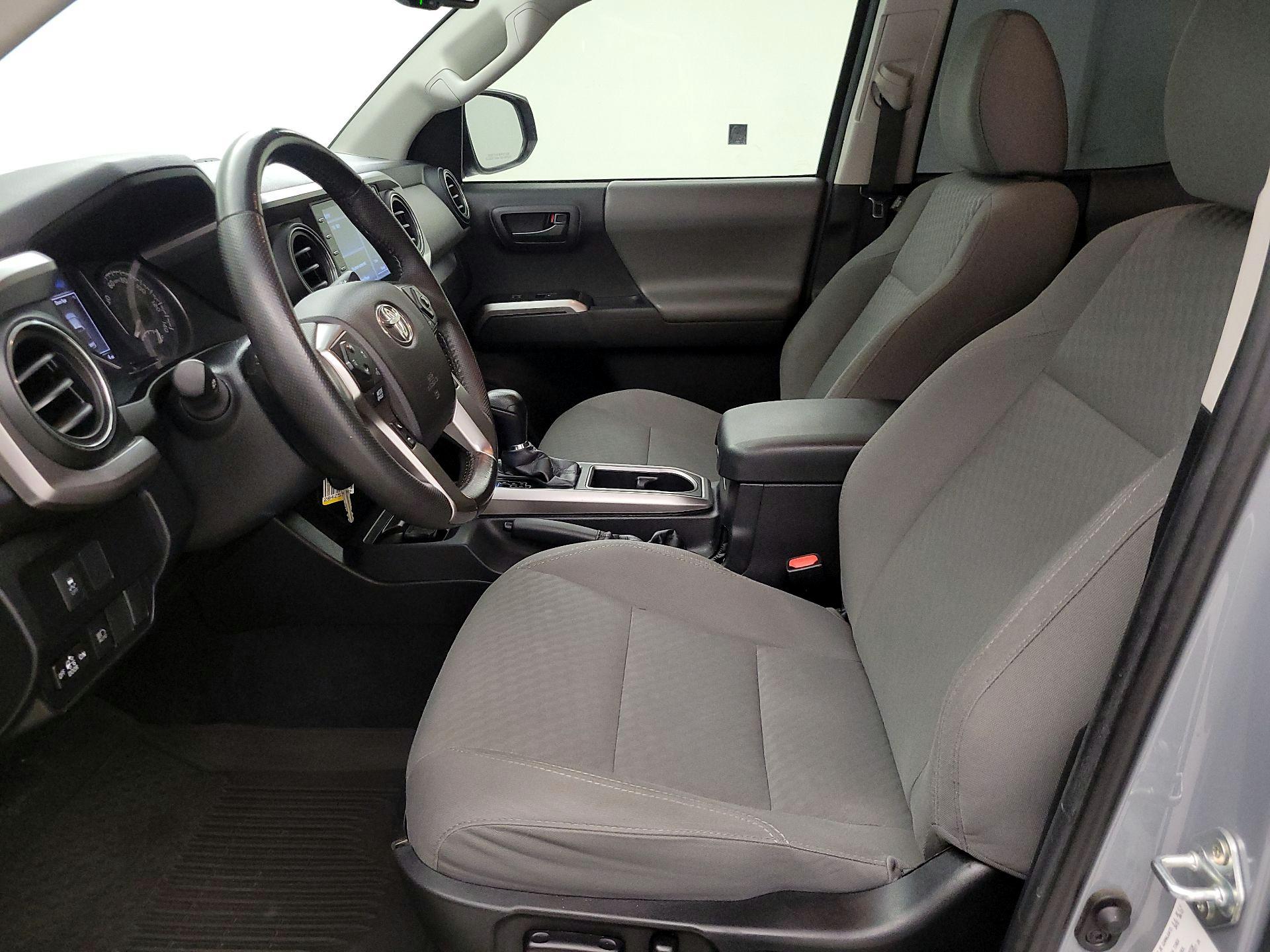 Thumbnail: 2021 Toyota Tacoma - 11