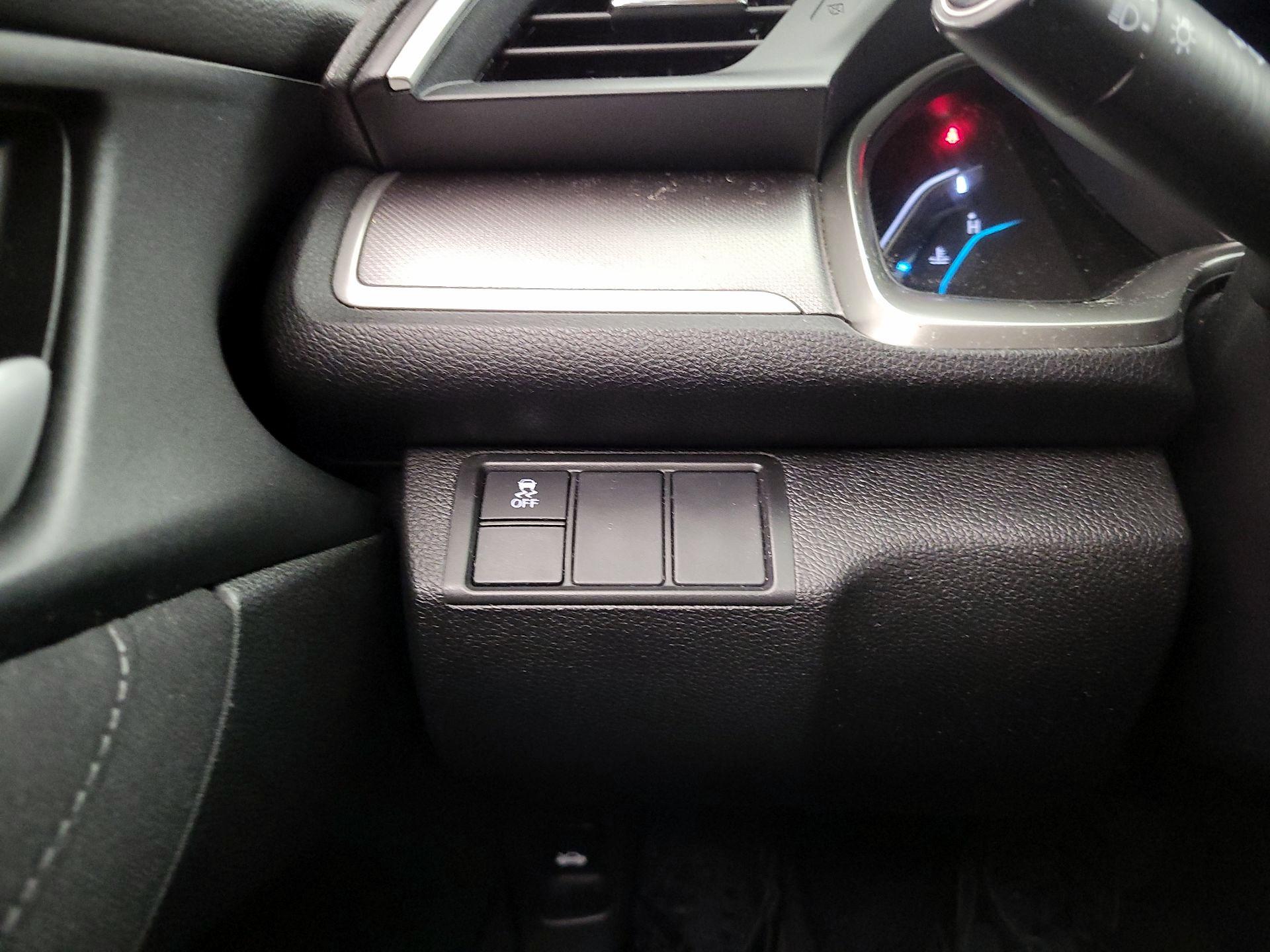 Thumbnail: 2016 Honda Civic - 13