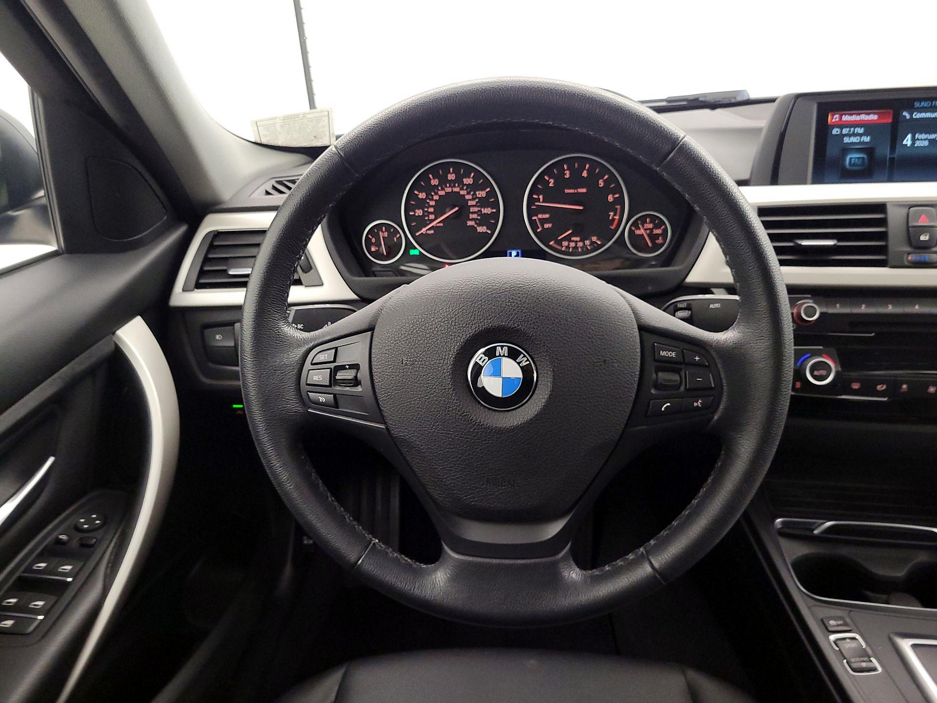 Thumbnail: 2018 BMW 3 Series - 10