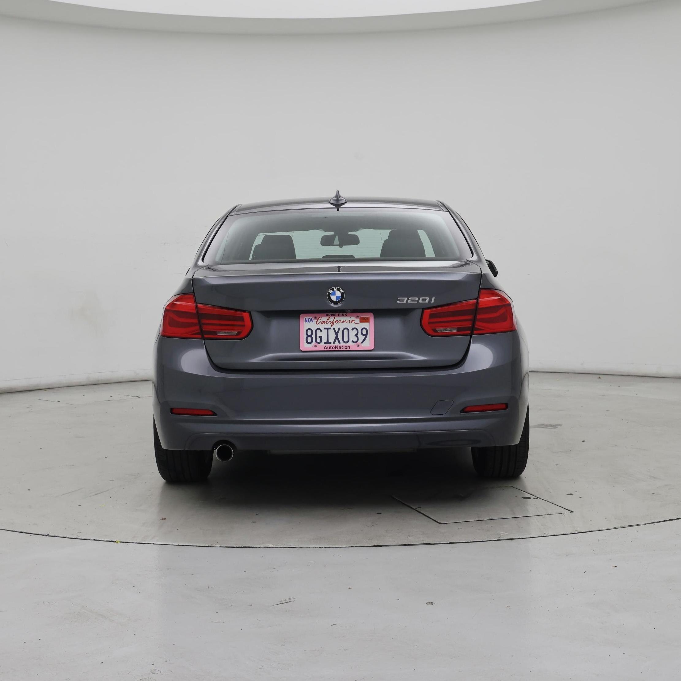 Thumbnail: 2018 BMW 3 Series - 6