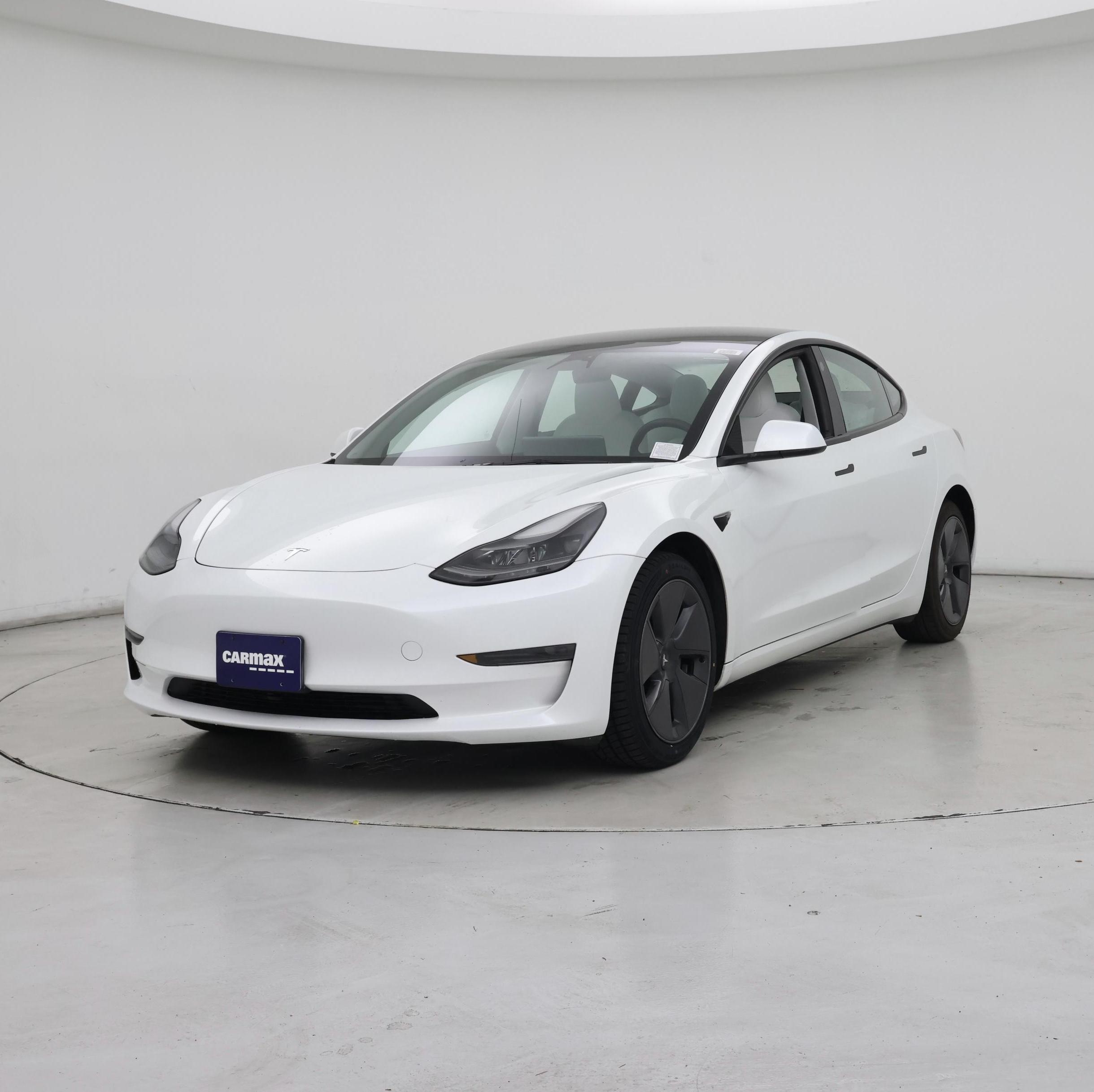 Thumbnail: 2023 Tesla Model 3 - 4
