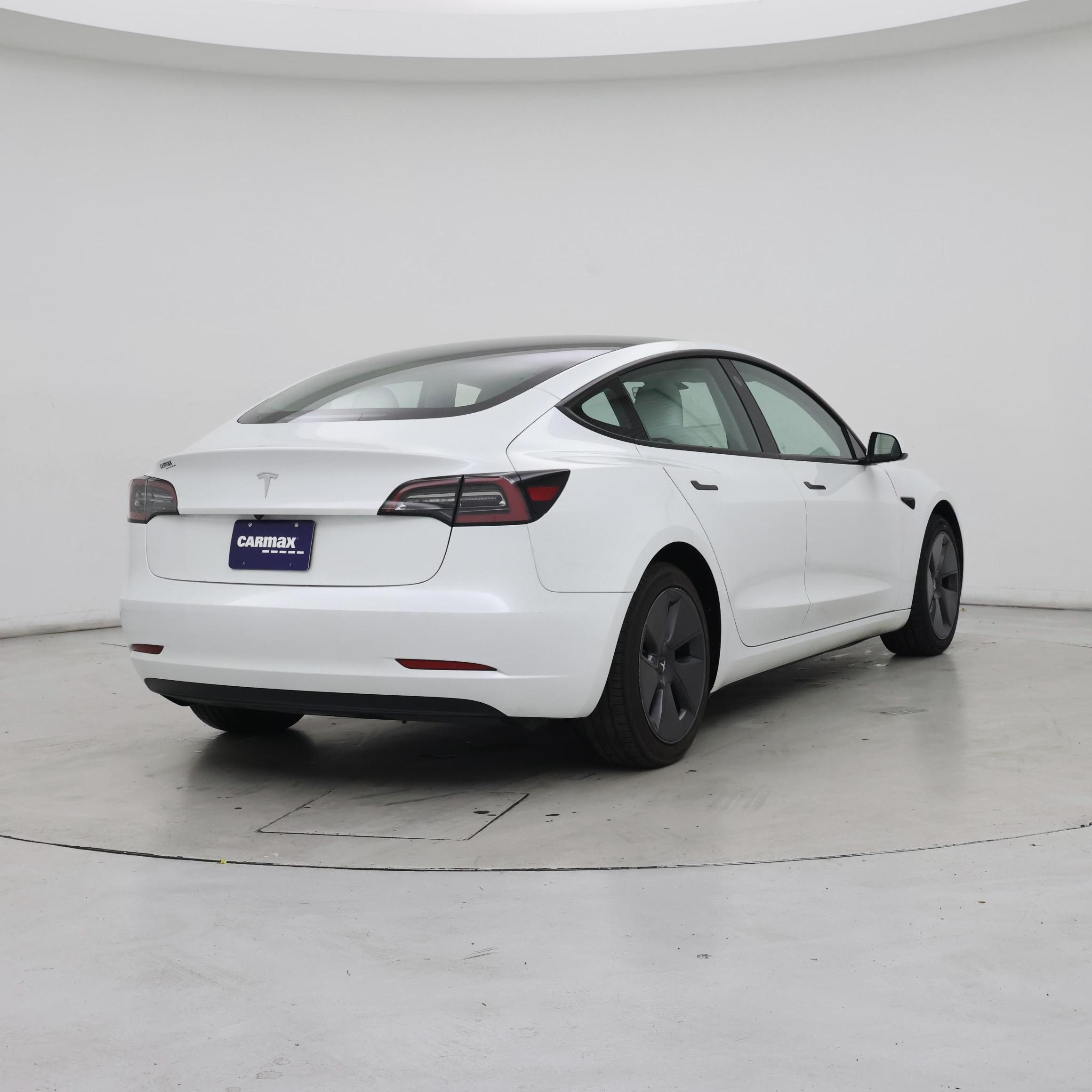 Thumbnail: 2023 Tesla Model 3 - 8