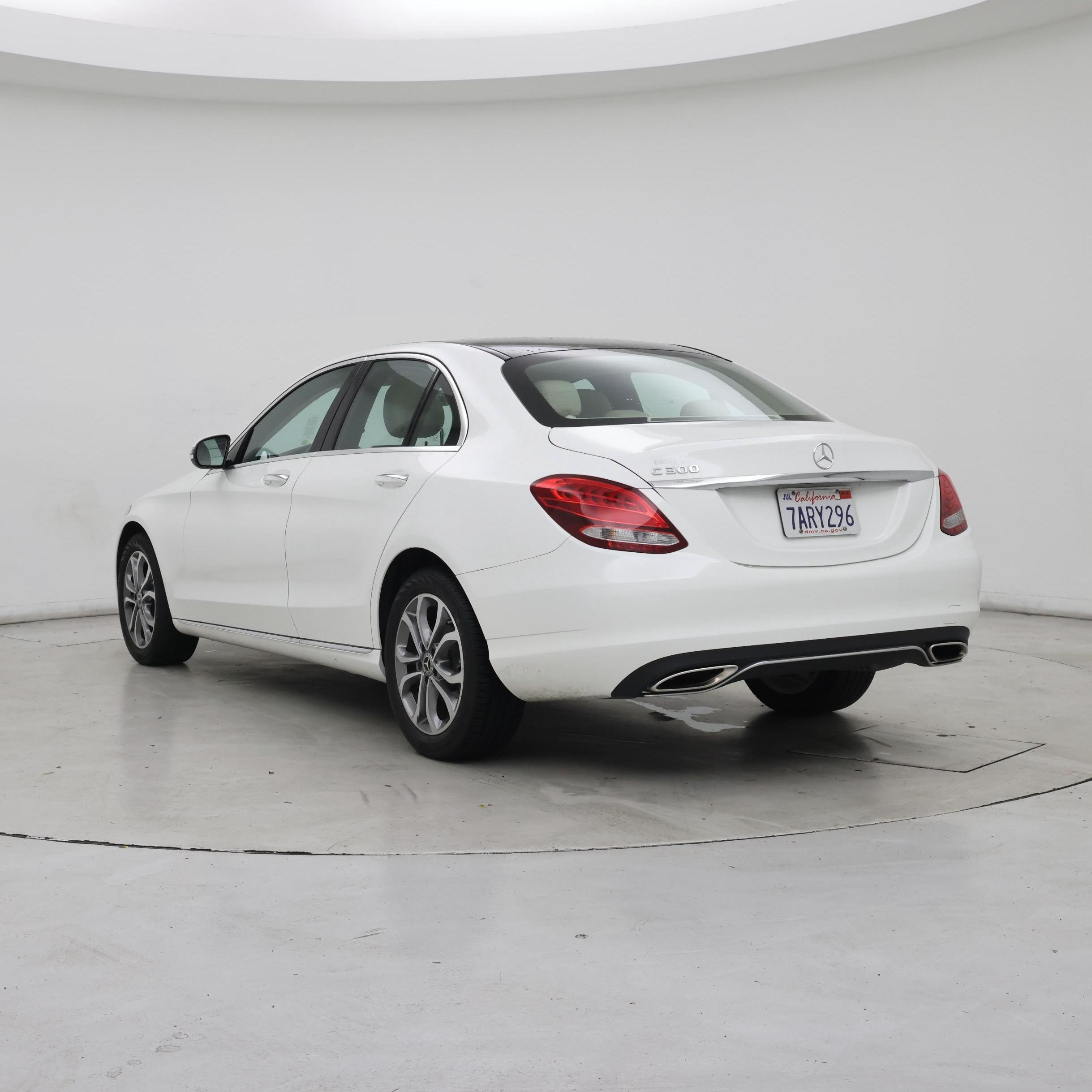 Thumbnail: 2017 Mercedes-Benz C-Class - 2