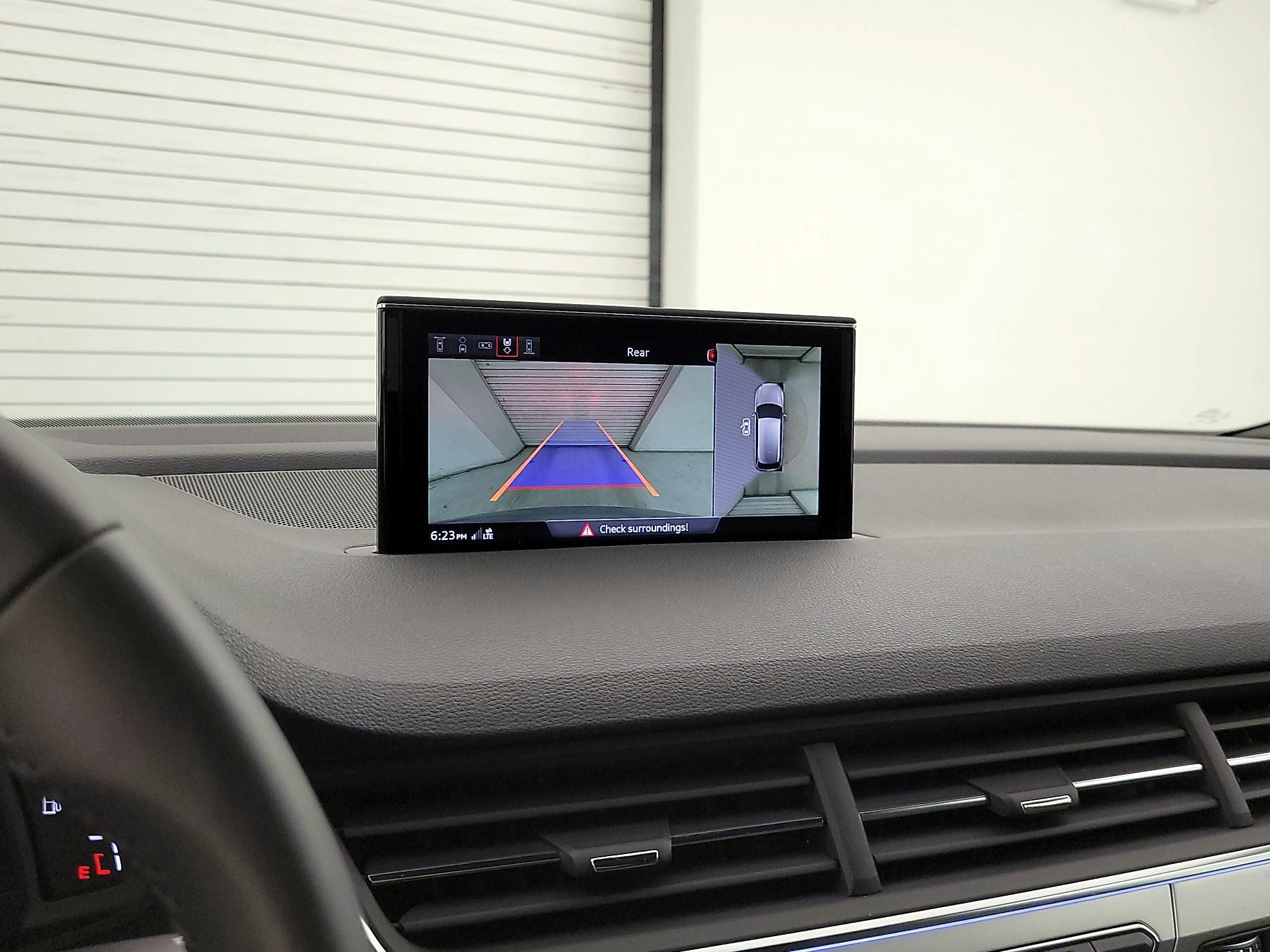 Thumbnail: 2019 Audi Q7 - 15