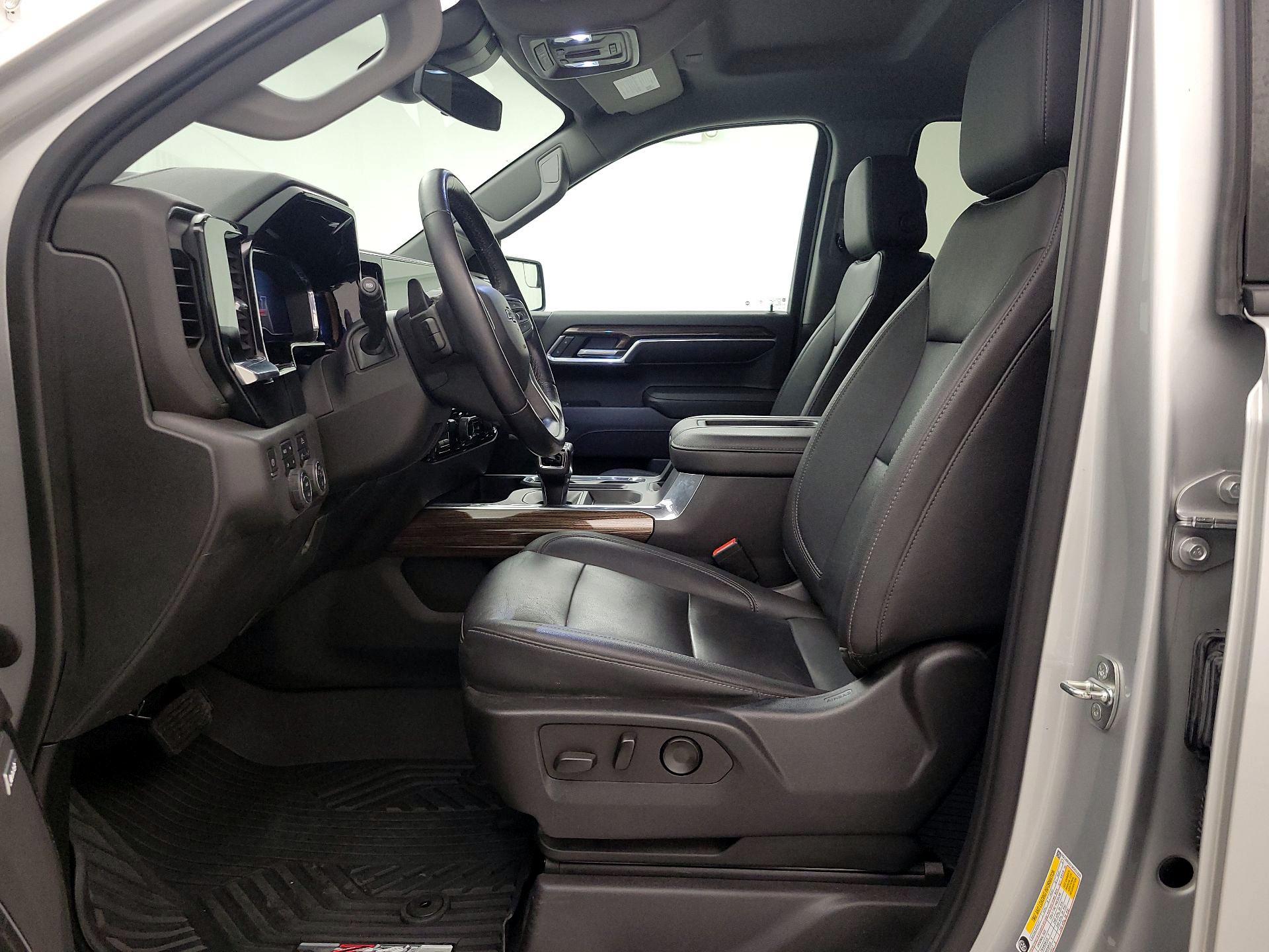 Thumbnail: 2022 Chevrolet Silverado 1500 - 11