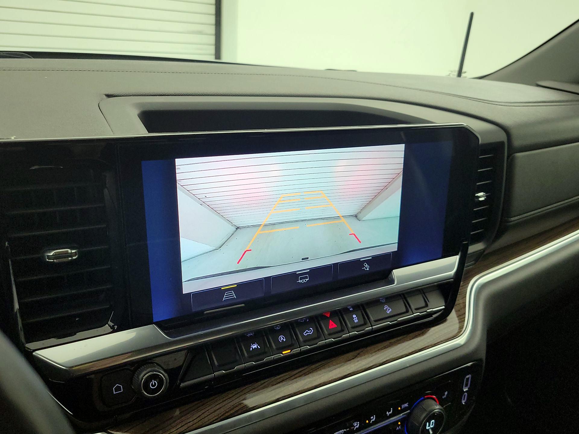 Thumbnail: 2022 Chevrolet Silverado 1500 - 14