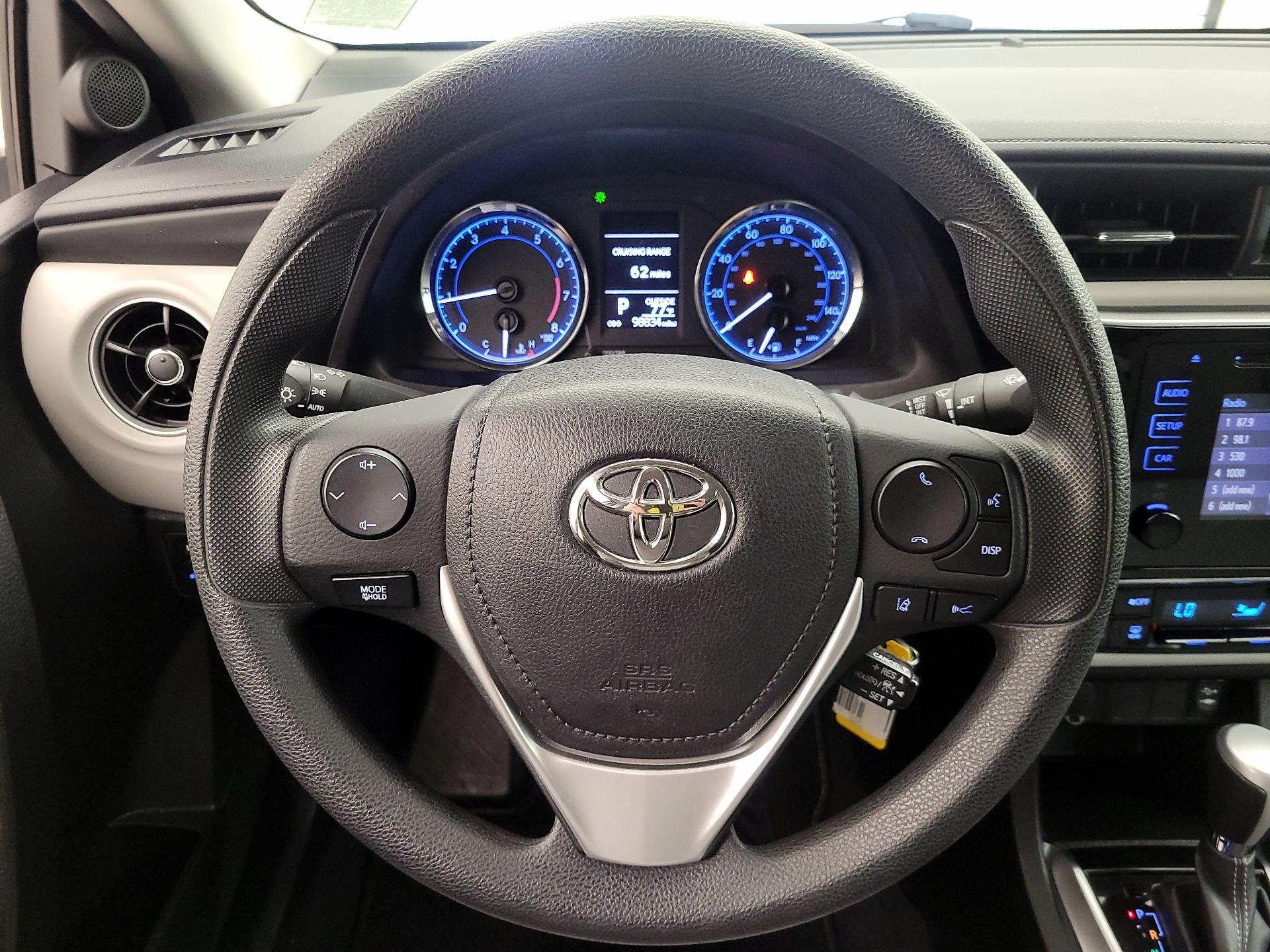 Thumbnail: 2017 Toyota Corolla - 10