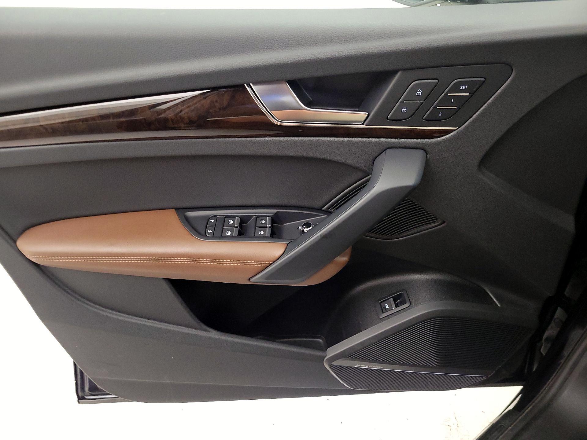 Thumbnail: 2019 Audi Q5 - 12