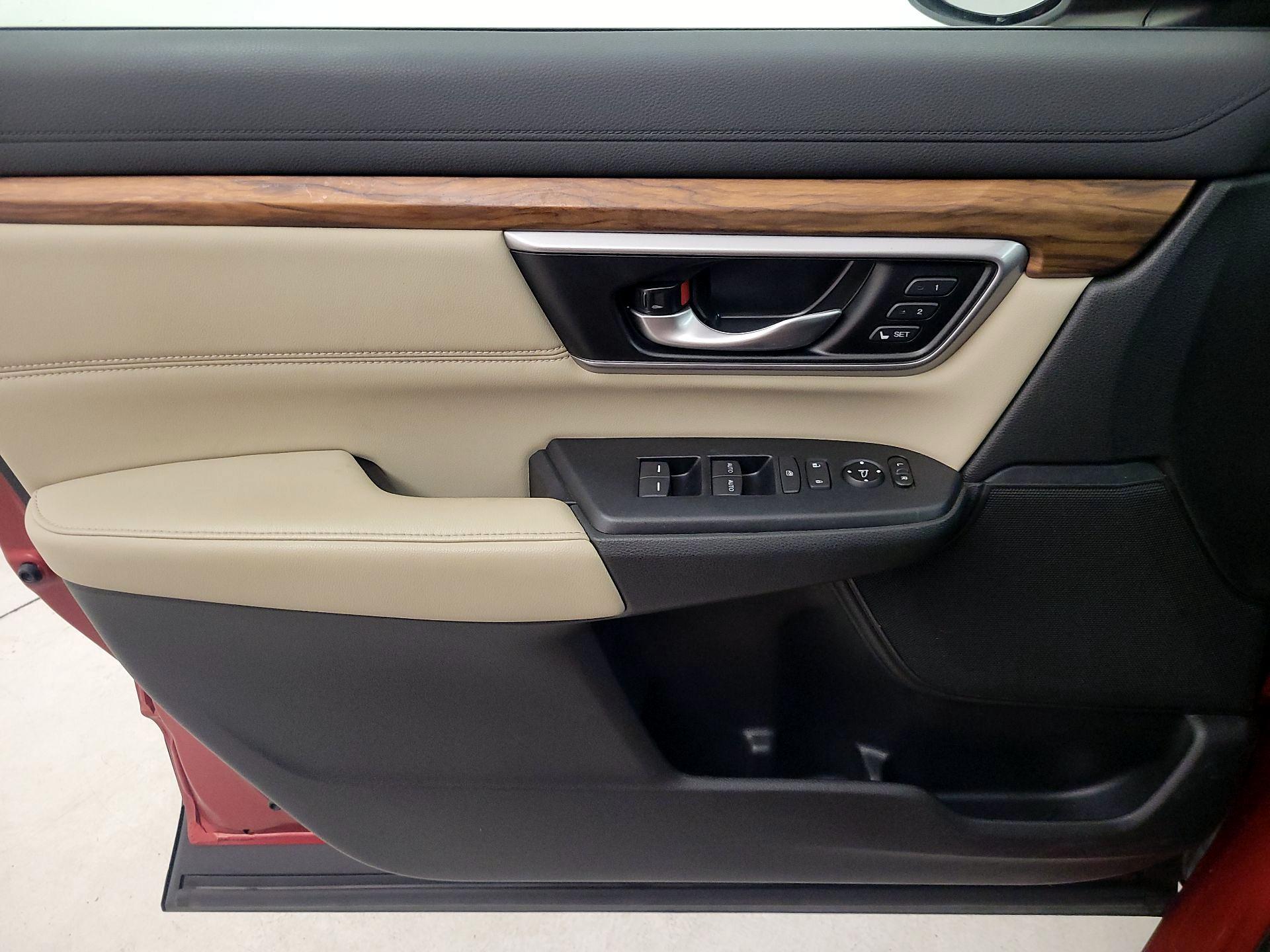 Thumbnail: 2018 Honda CR-V - 12