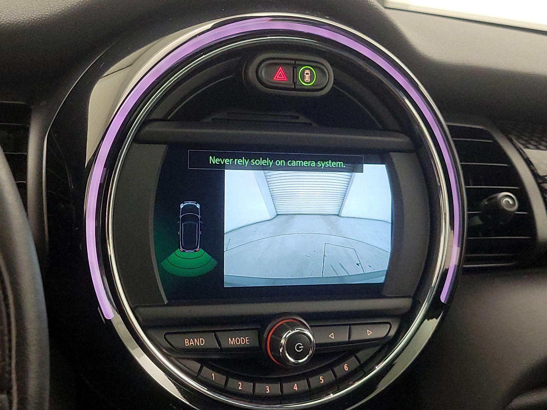 Thumbnail: 2019 MINI Cooper Hardtop - 14